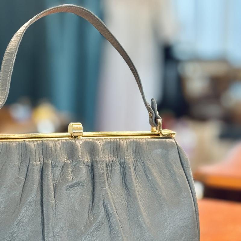 **Vintage C.a. 1960s American "Etra" Genuine Leather Handbag (MT2505 )