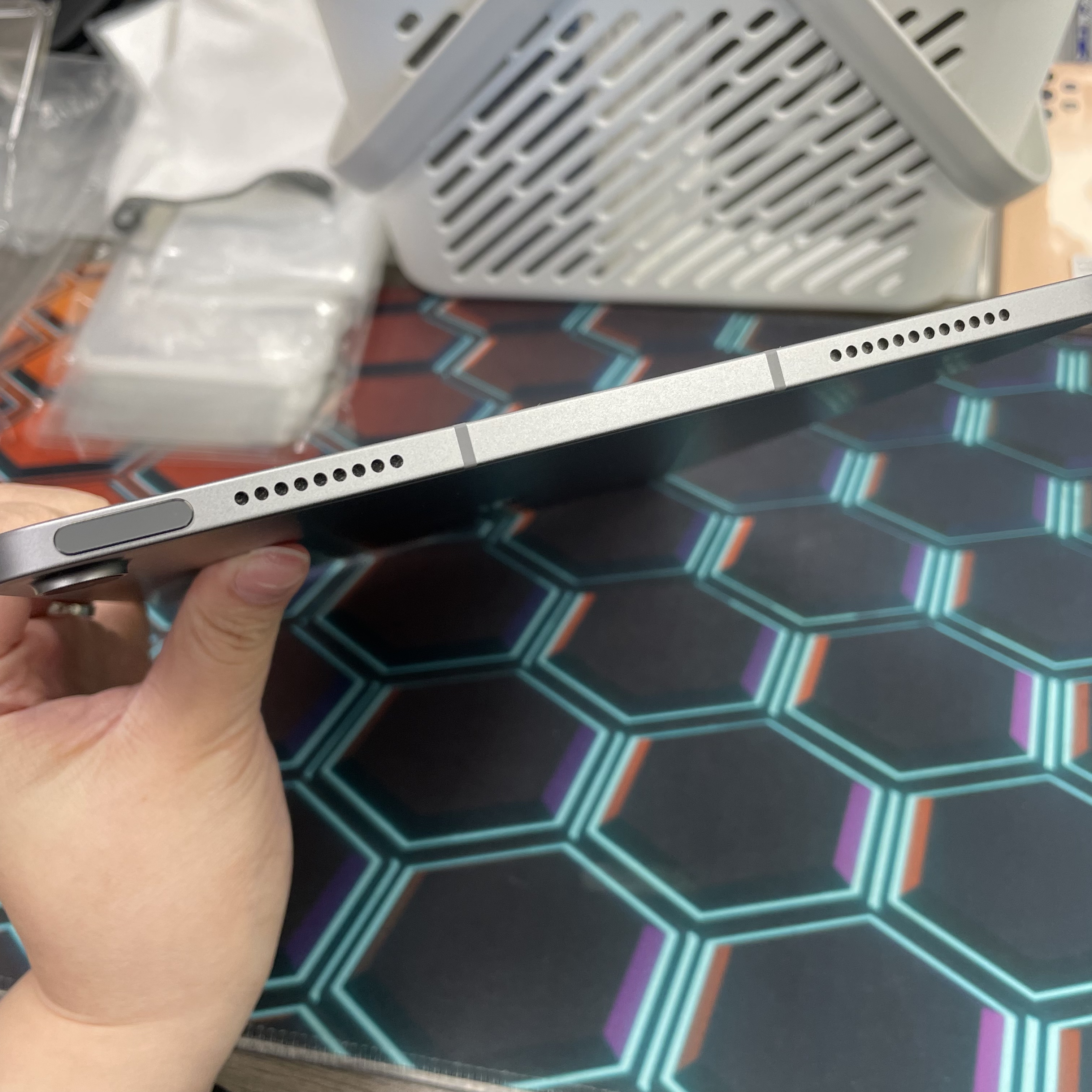 *769987 iPad Air 6 11吋 M2 勁靚機 128GB 5G版 灰色 gray