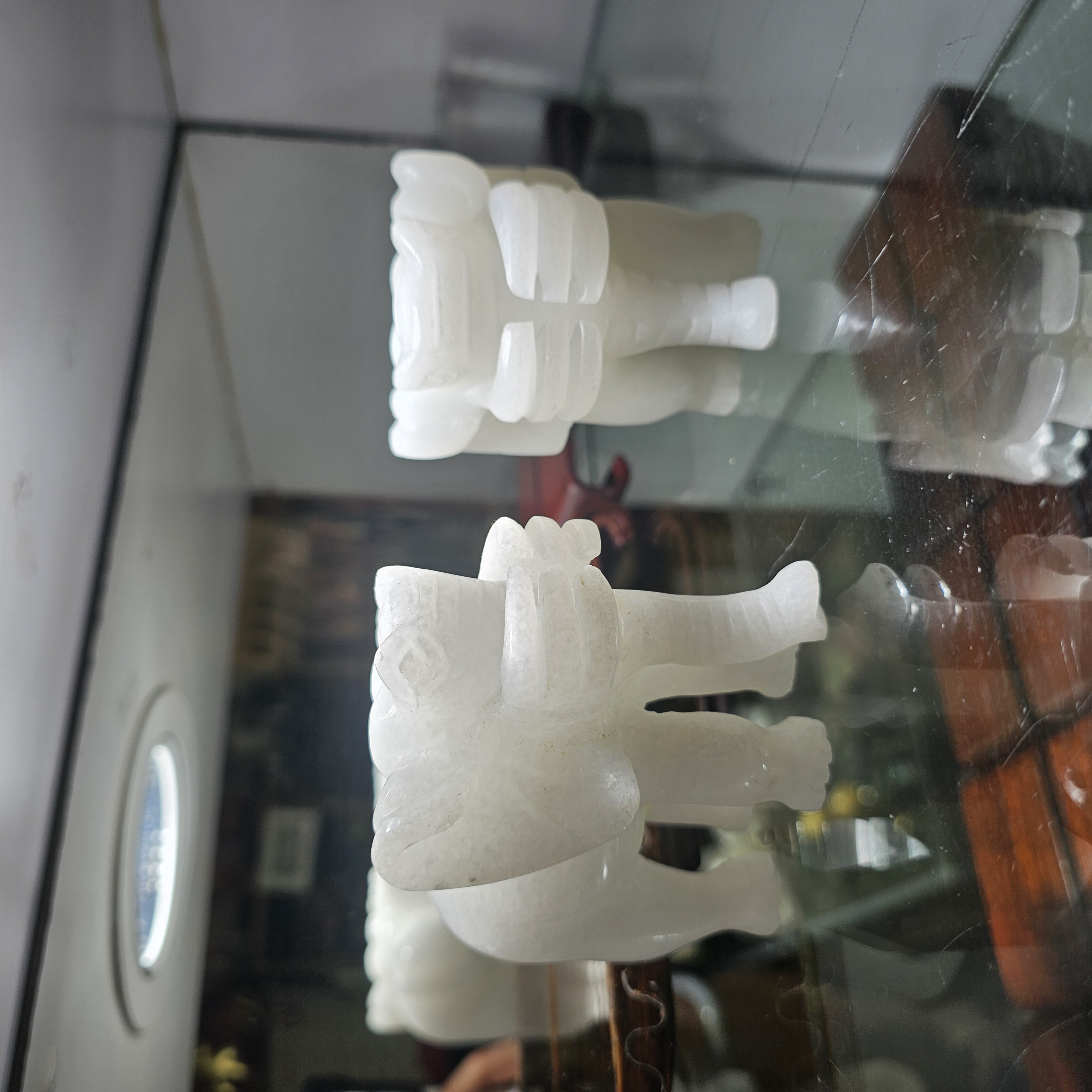 富貴吉祥白玉六牙象