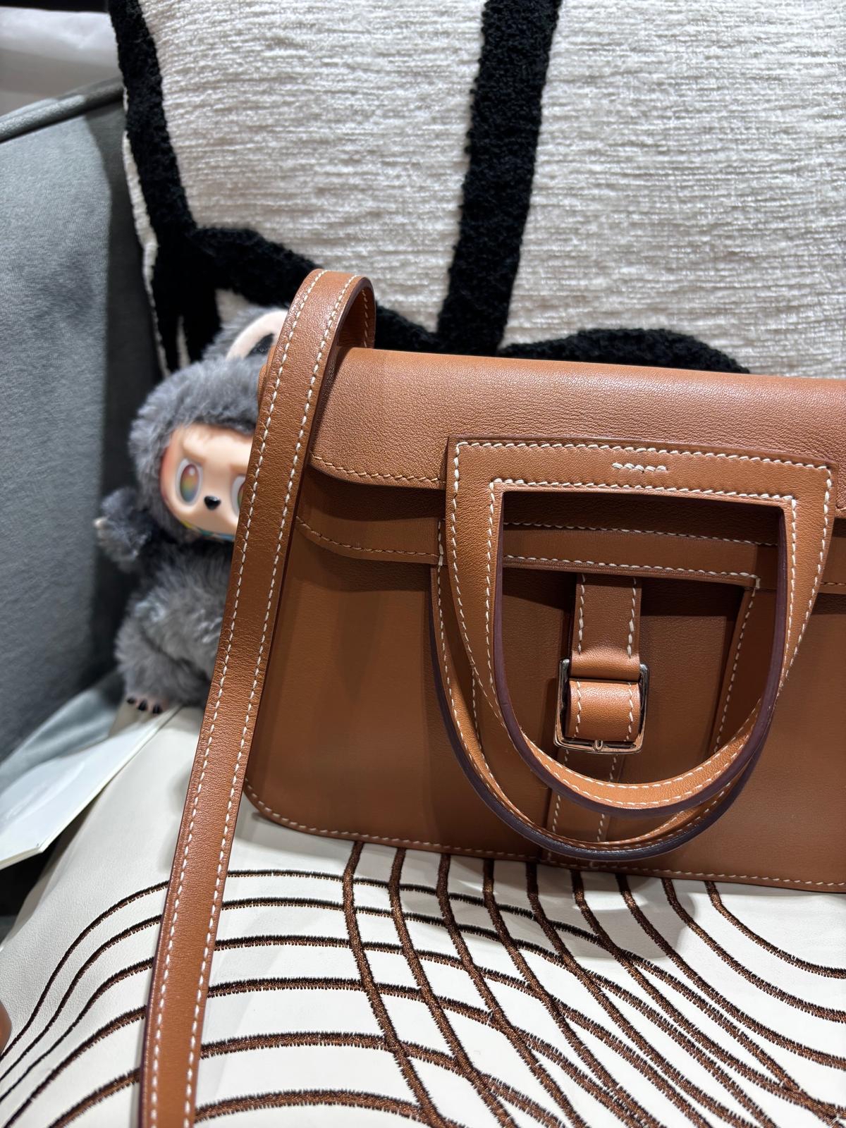 Hermes Mini Halzan STAMP A gold 100%Authentic, 98%New✅Dust bag✅box