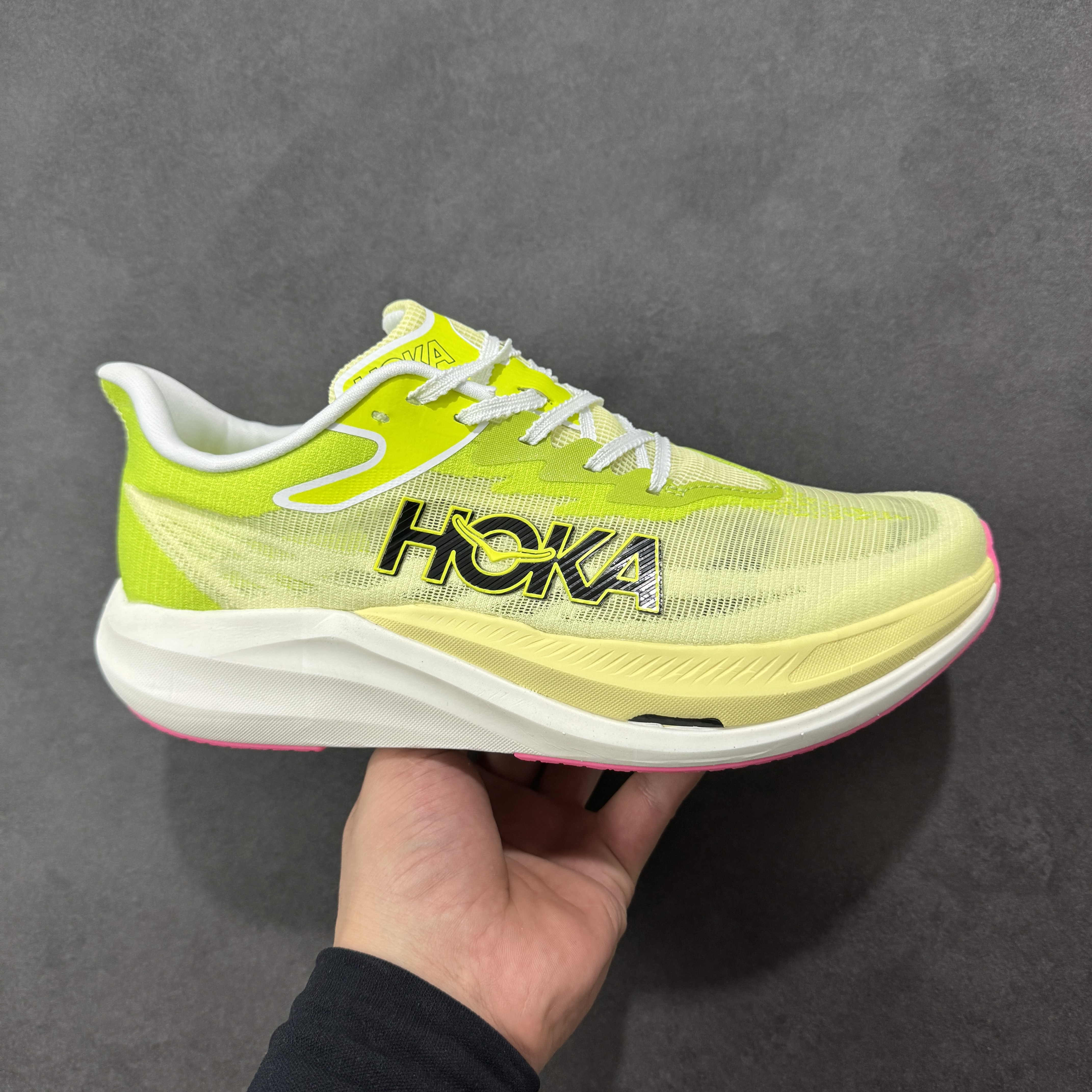 Hoka Rocket X 3