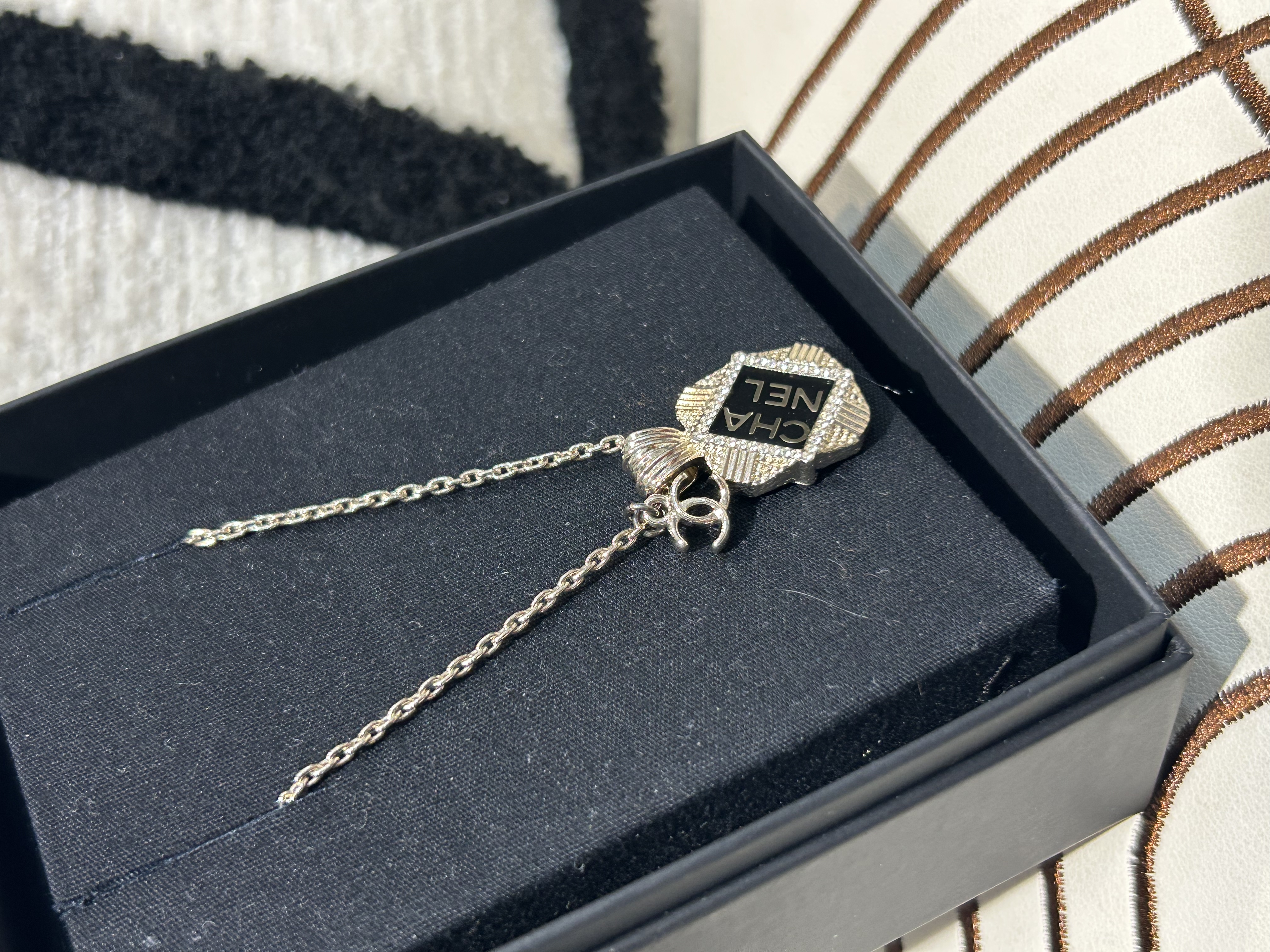 未使用品 Chanel necklace 香水瓶頸鏈 AB6686 100%Authentic ,unused 未使用品 ✅dust bag✅box