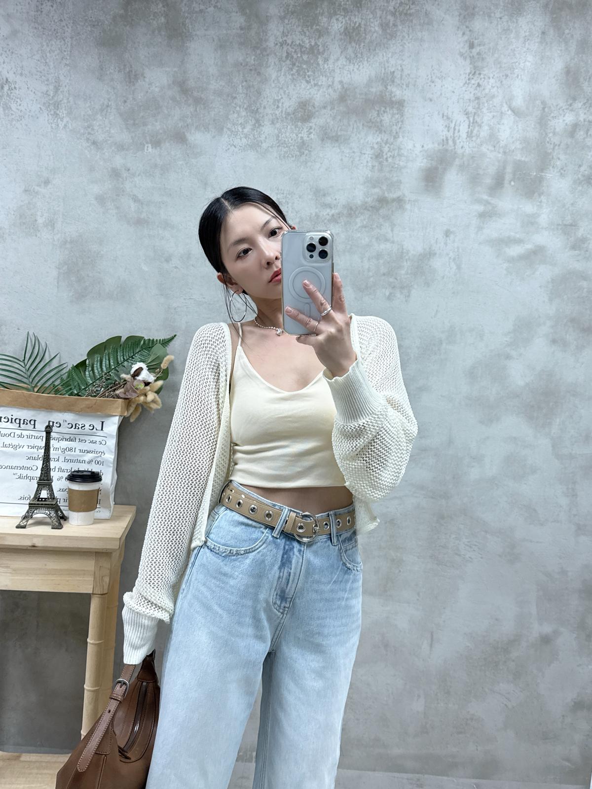 D02 幼帶V領Bra top