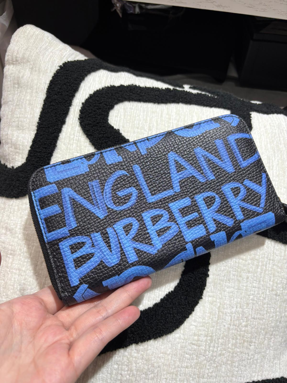 未使用品 Burberry 長銀包 zip long wallet 100%Authentic, Unused 未使用品 ✅box