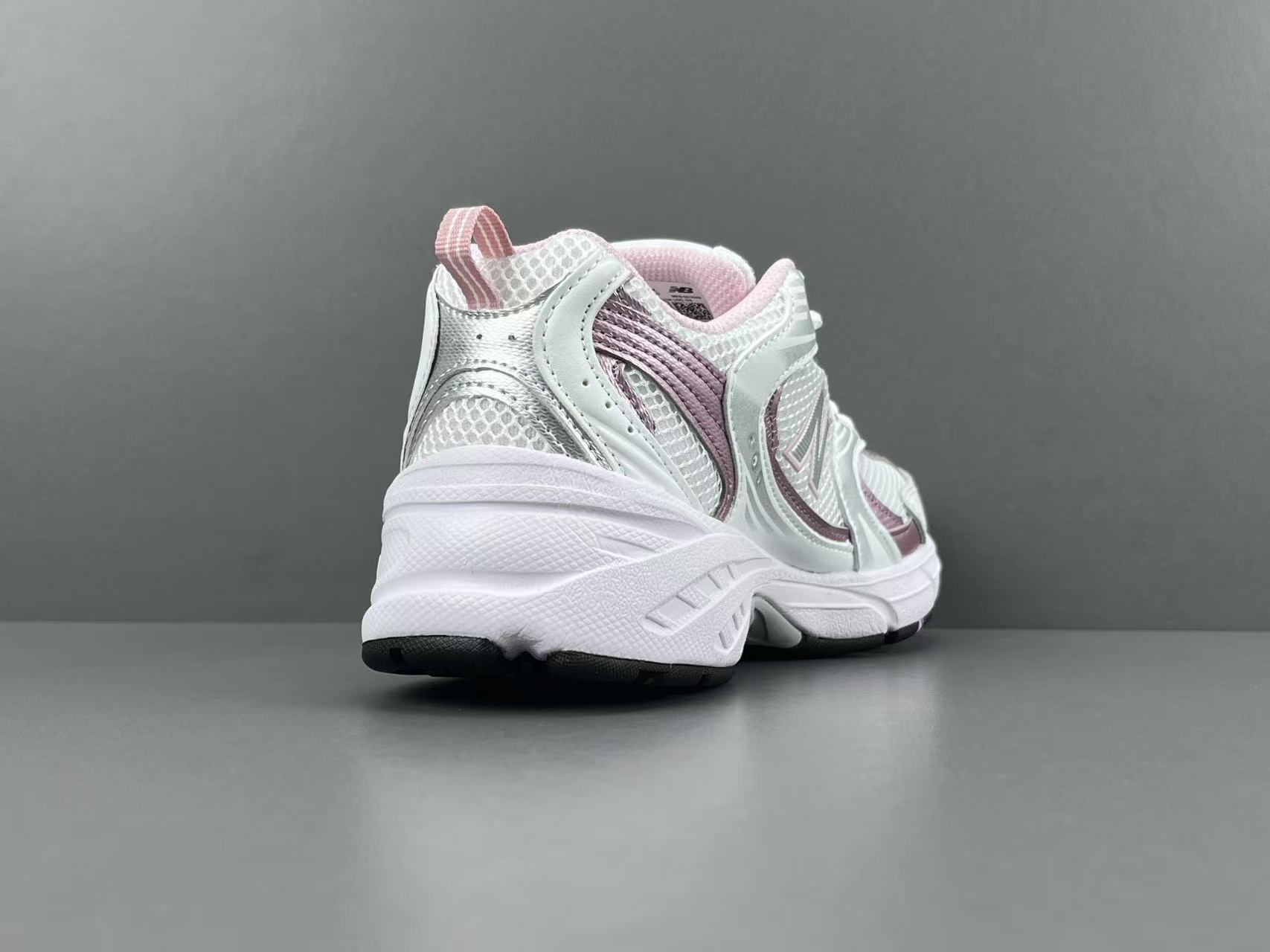 New Balance 530 GR530RK