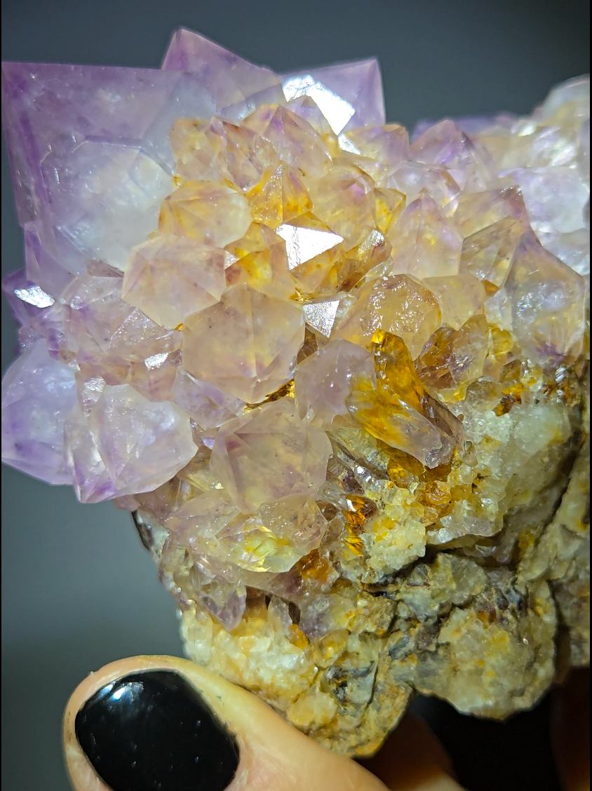 Spirit cactus quartz with rainbows - SPQ12