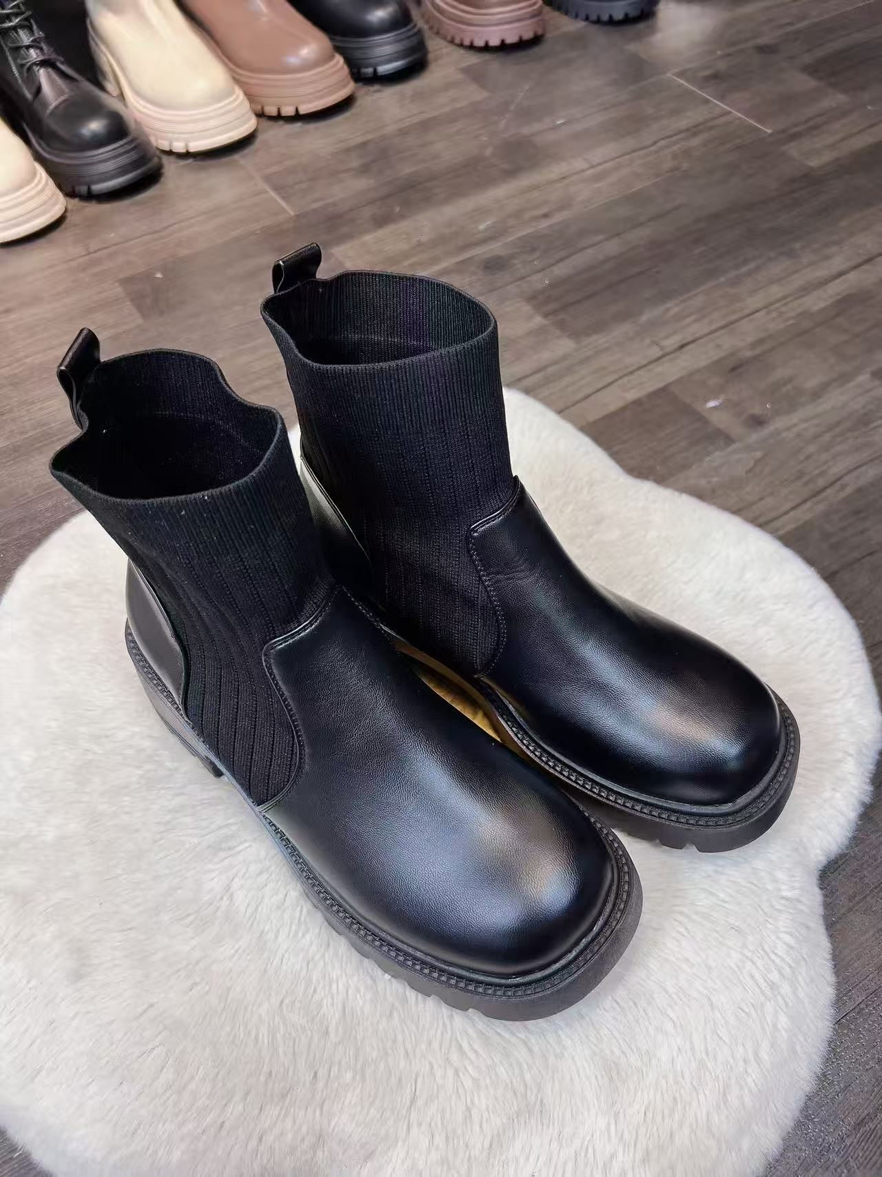 TA19 厚底增高马丁靴