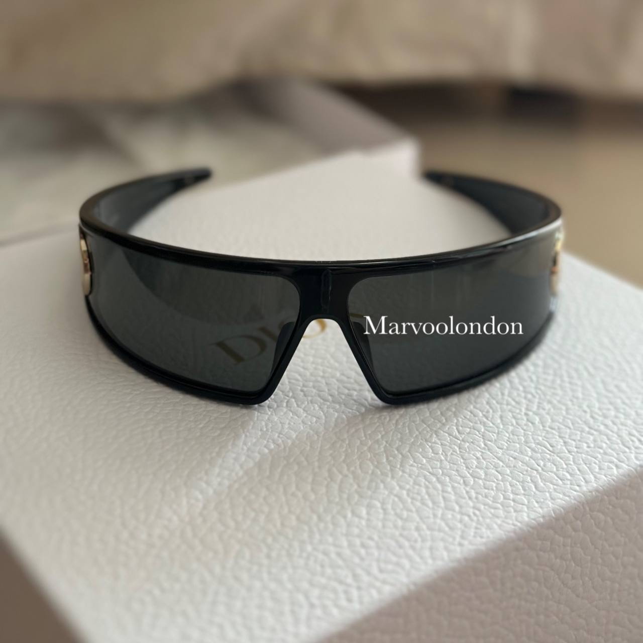 現貨✨熱賣款🩷 限時優惠❗️VERY DIOR M1U 2用太陽眼鏡 可以做頭箍🥰🥰2合1用途