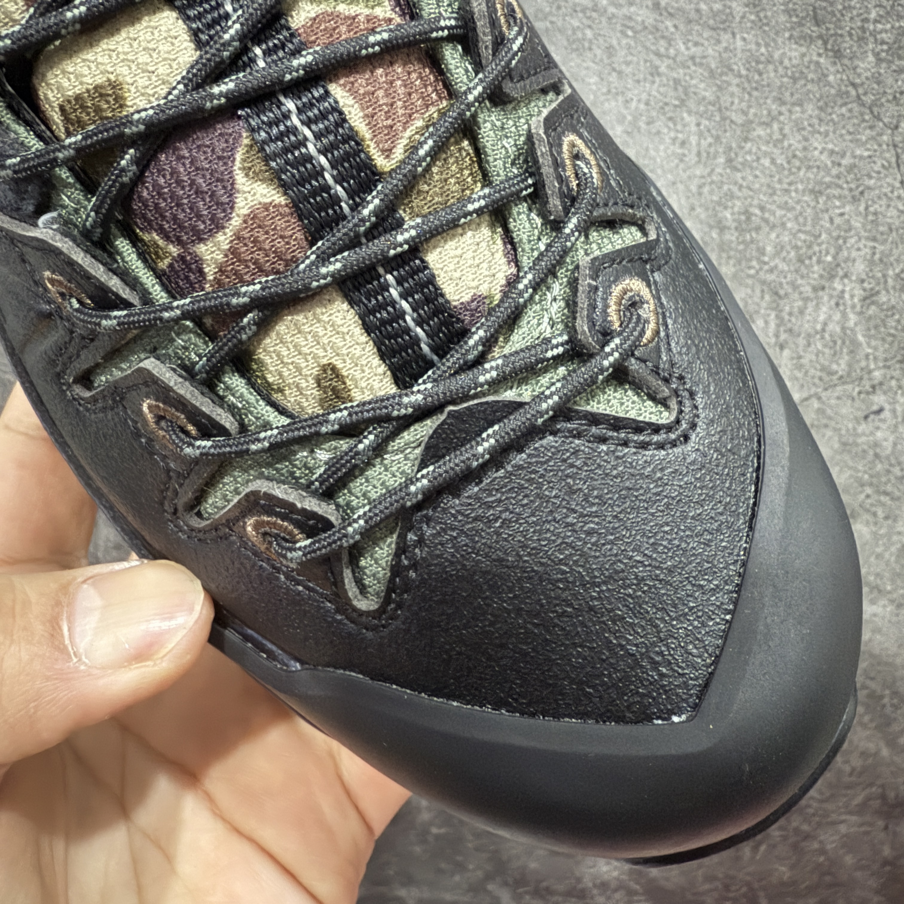 Carhartt WIP x Salomon X-ALP L49165500