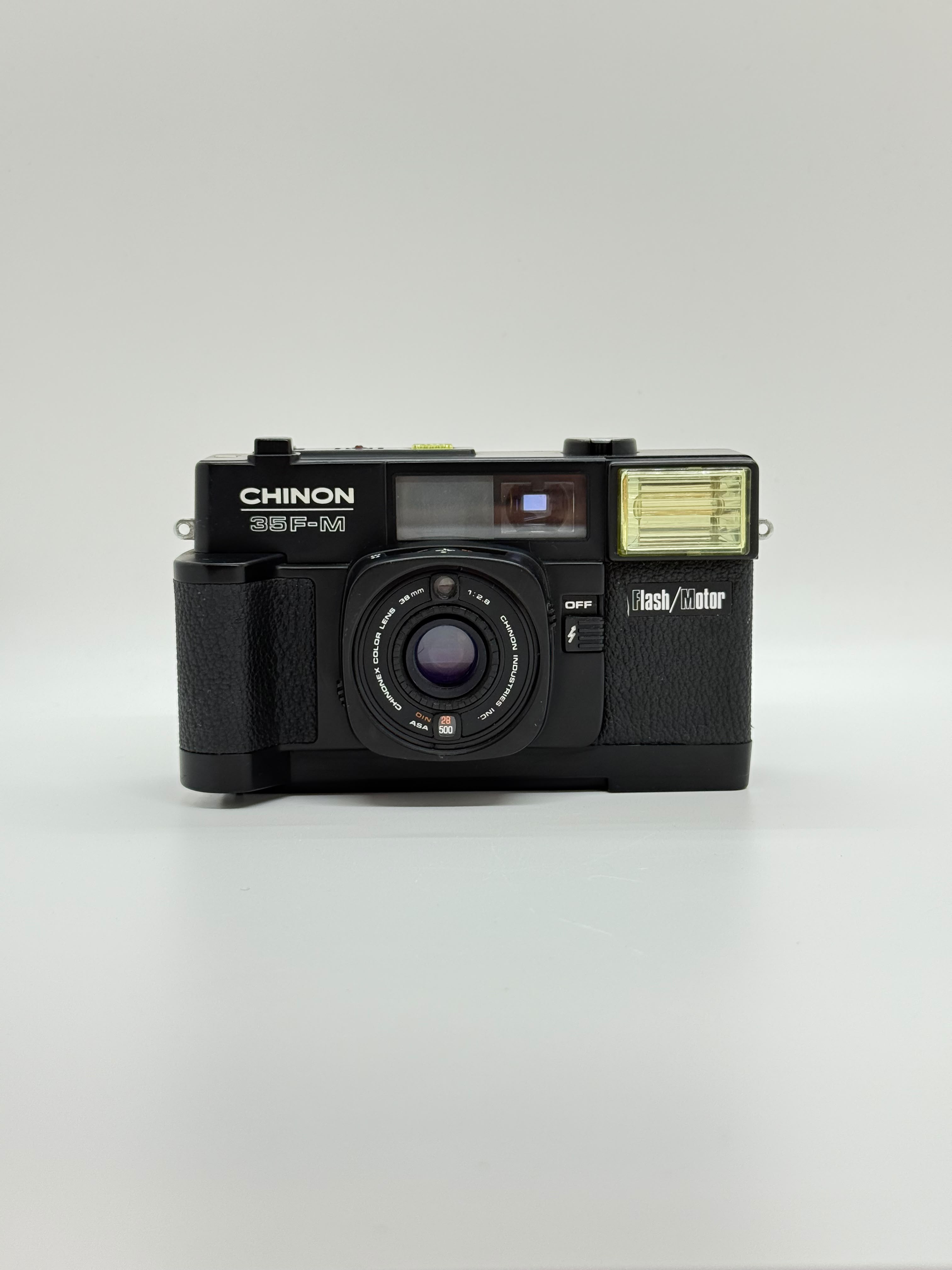 Chinon 35F-M Point and Shoot (傻瓜機) 菲林相機   