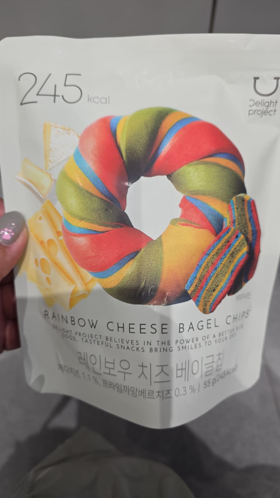 rainbow cheese bagel chips