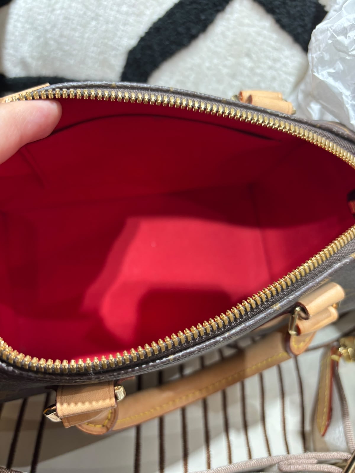 LV Speedy 20 Monogram 100%Authentic, 98%New ✅key lock ✅Dust bag