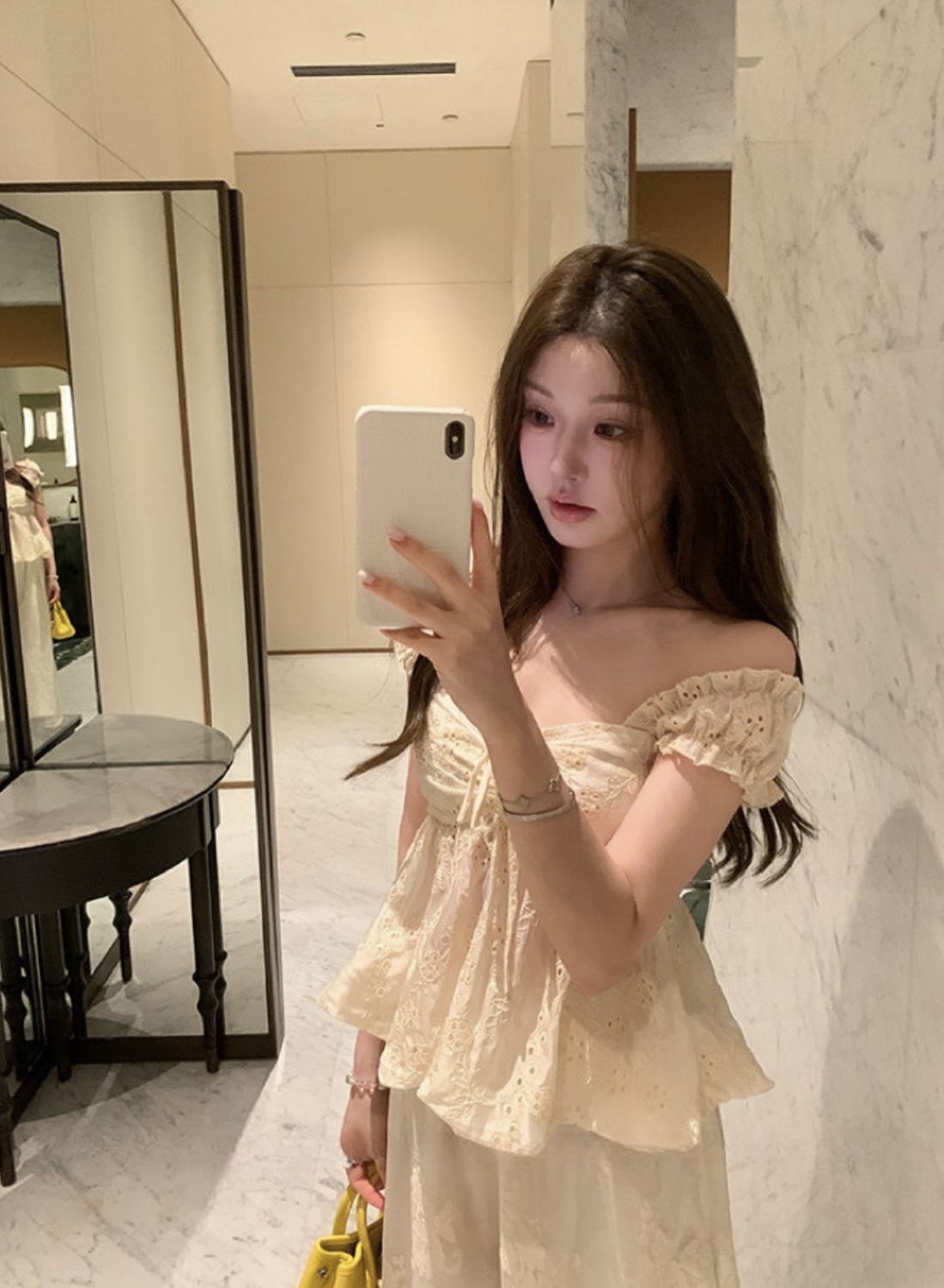 1767 Mist Embroidery Lace Top 雾绣蕾丝方领上衣