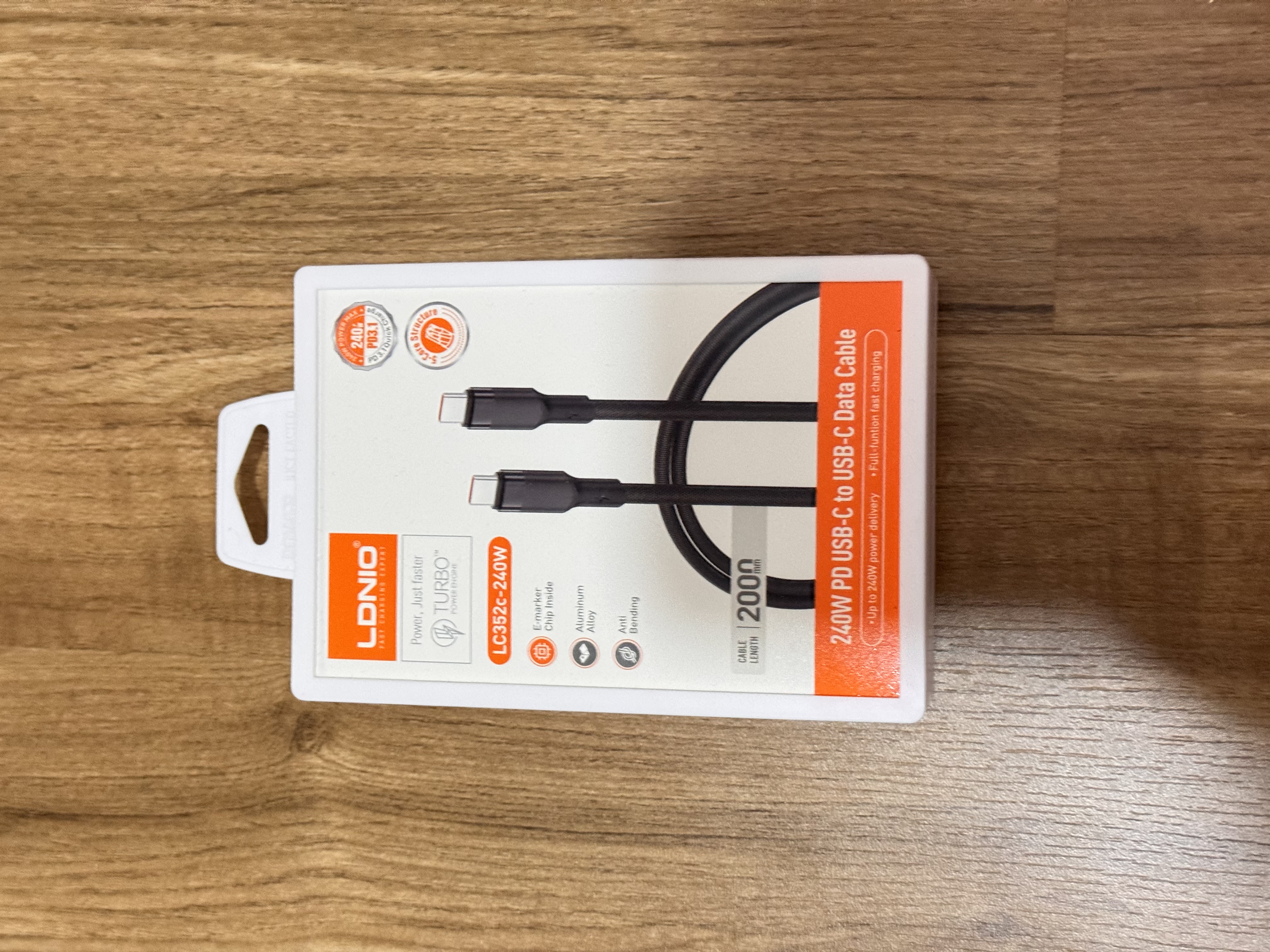 03963 数据线 LDNIO LC352c-240W USB-C>USB-C 2M编织线 