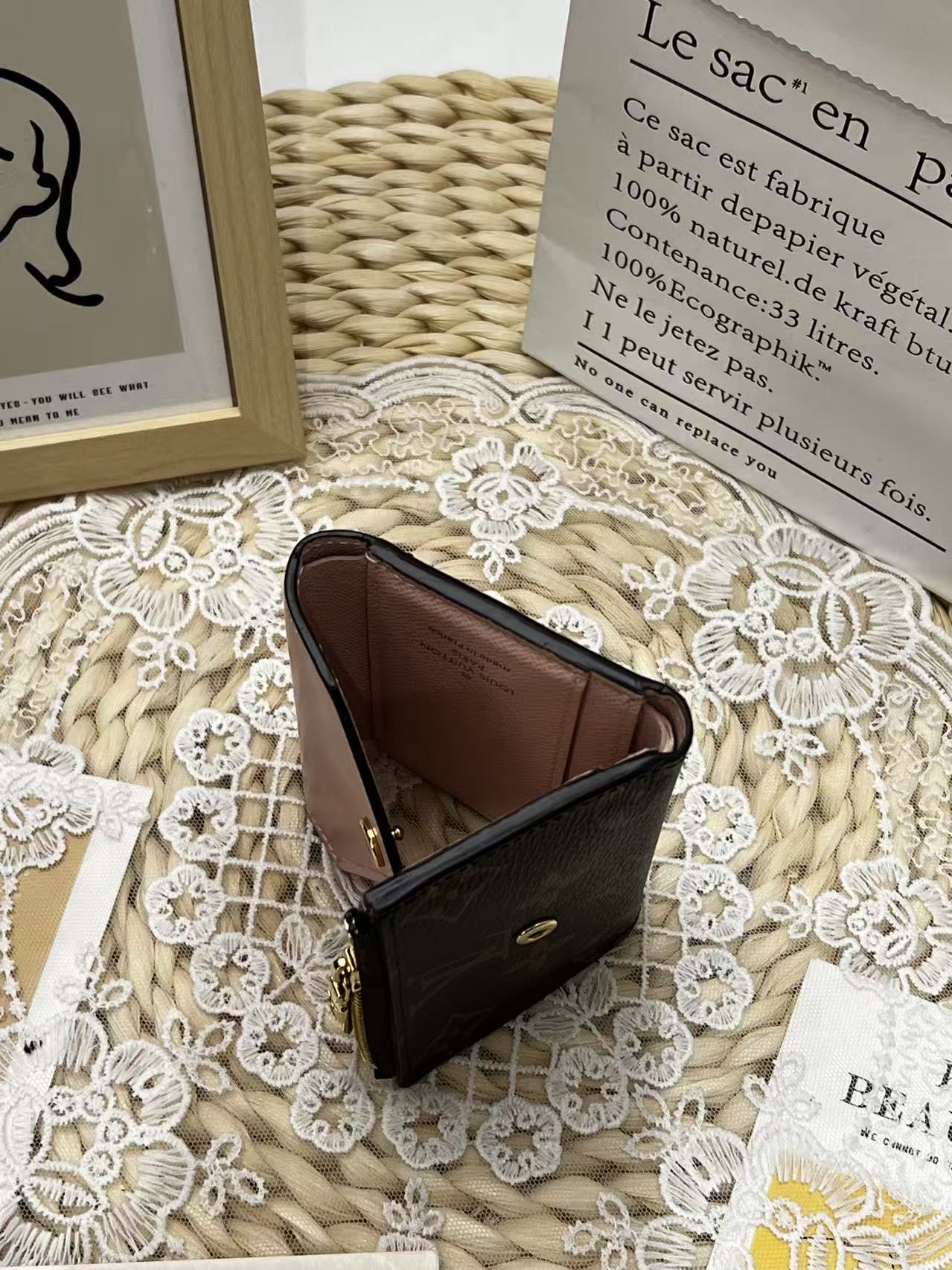 Louis Vuitton Zoé Wallet（附贈原廠盒 塵袋）