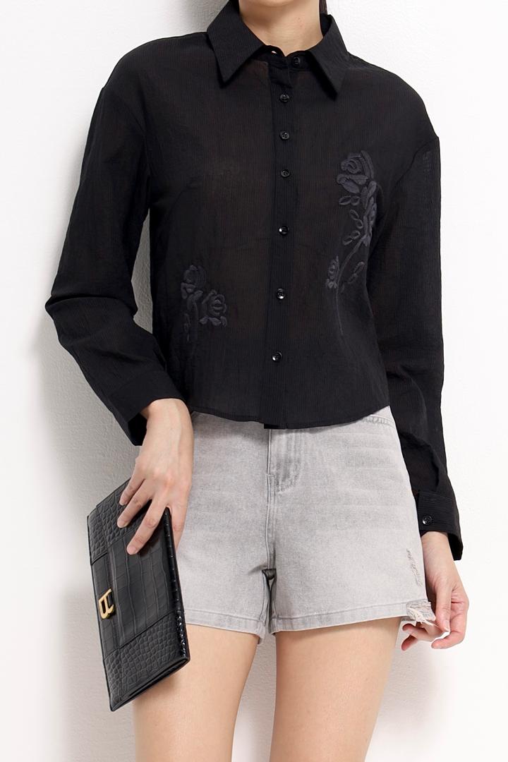 CB2772 COLLAR LONG SLLV WITH EMBD FLOWER BLOUSE