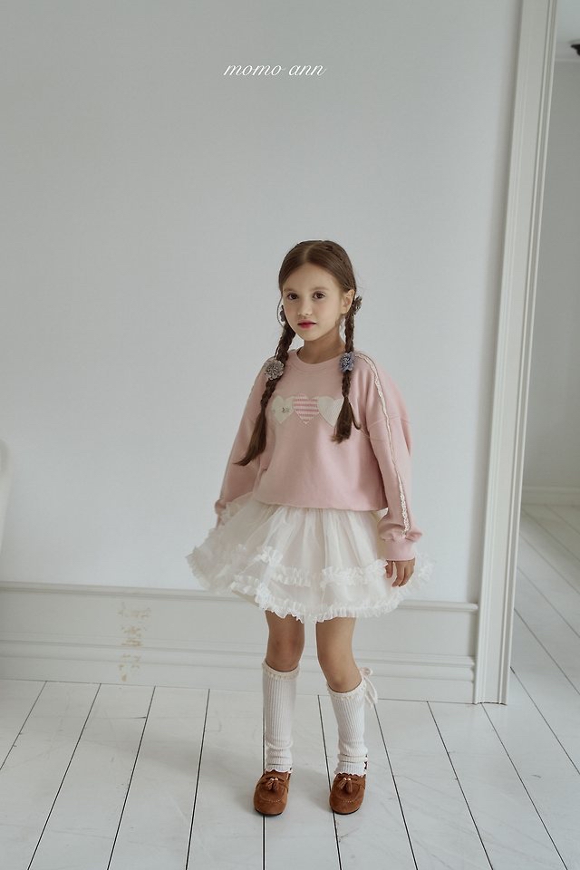 Momoann | Heart Patch Sweatshirt