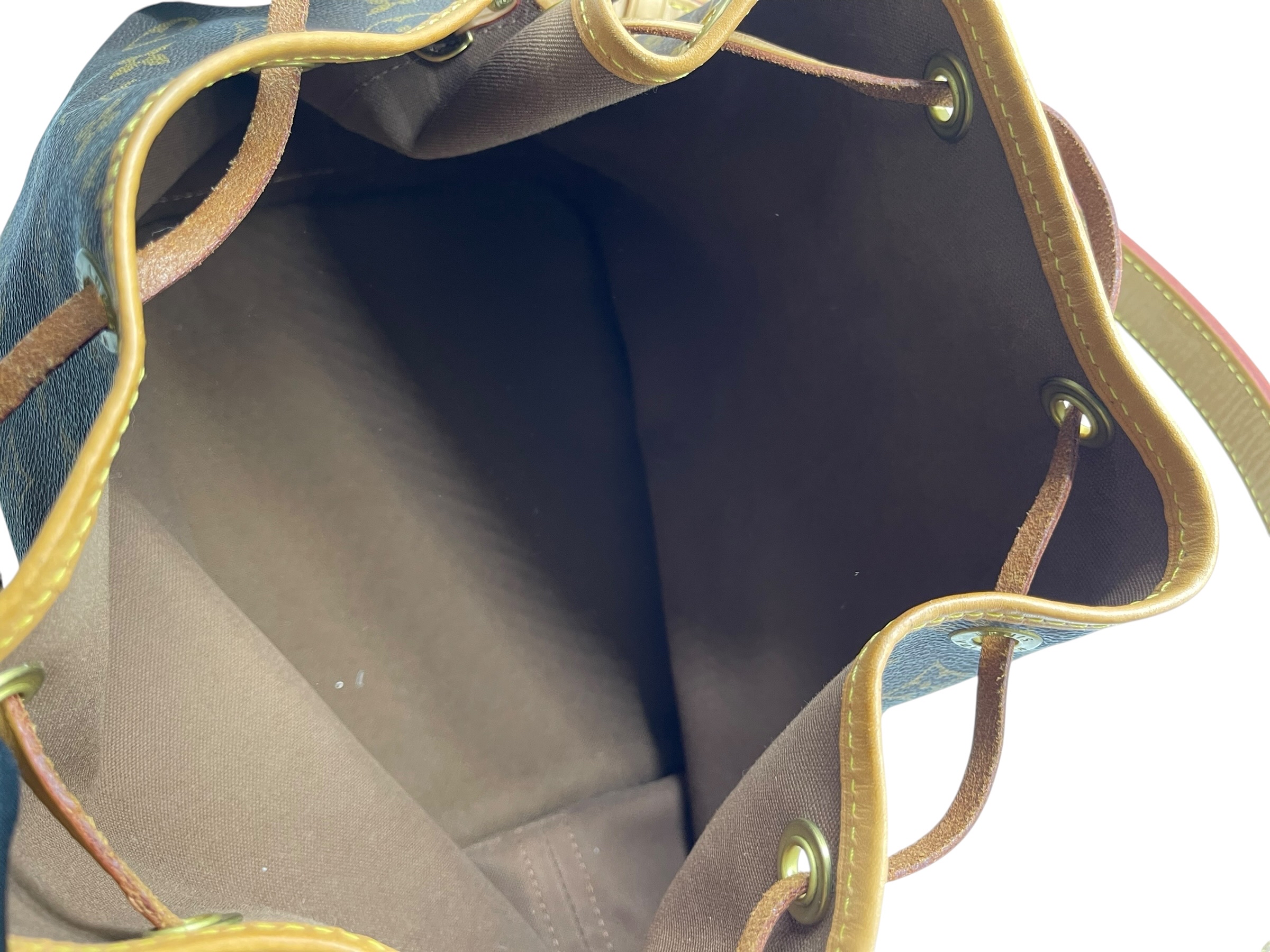 Pre-owned Louis Vuitton Bucket Bag / Product Code: 070808