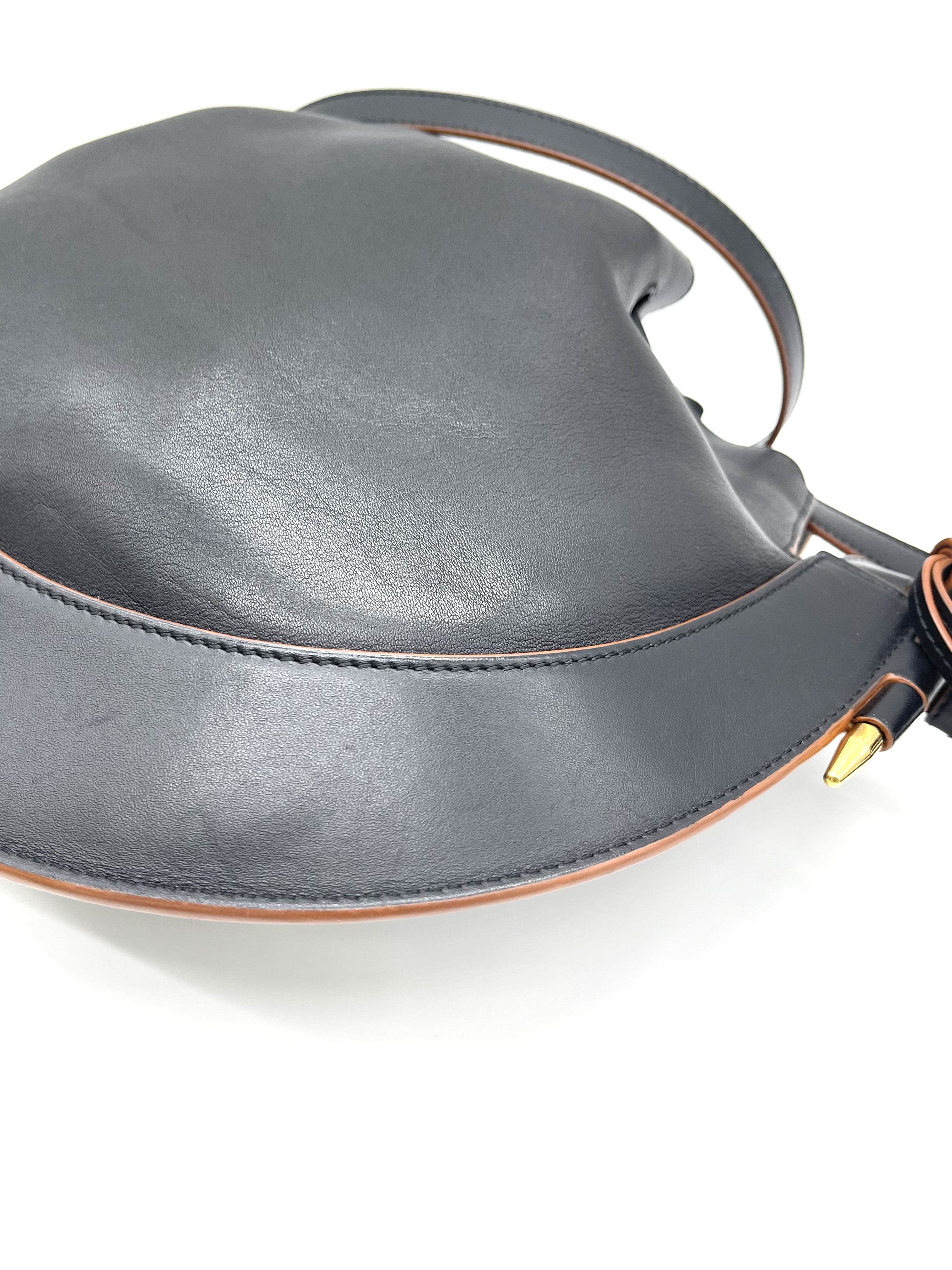 Pre-owned Loewe Horseshoe / Product Code: 26031417