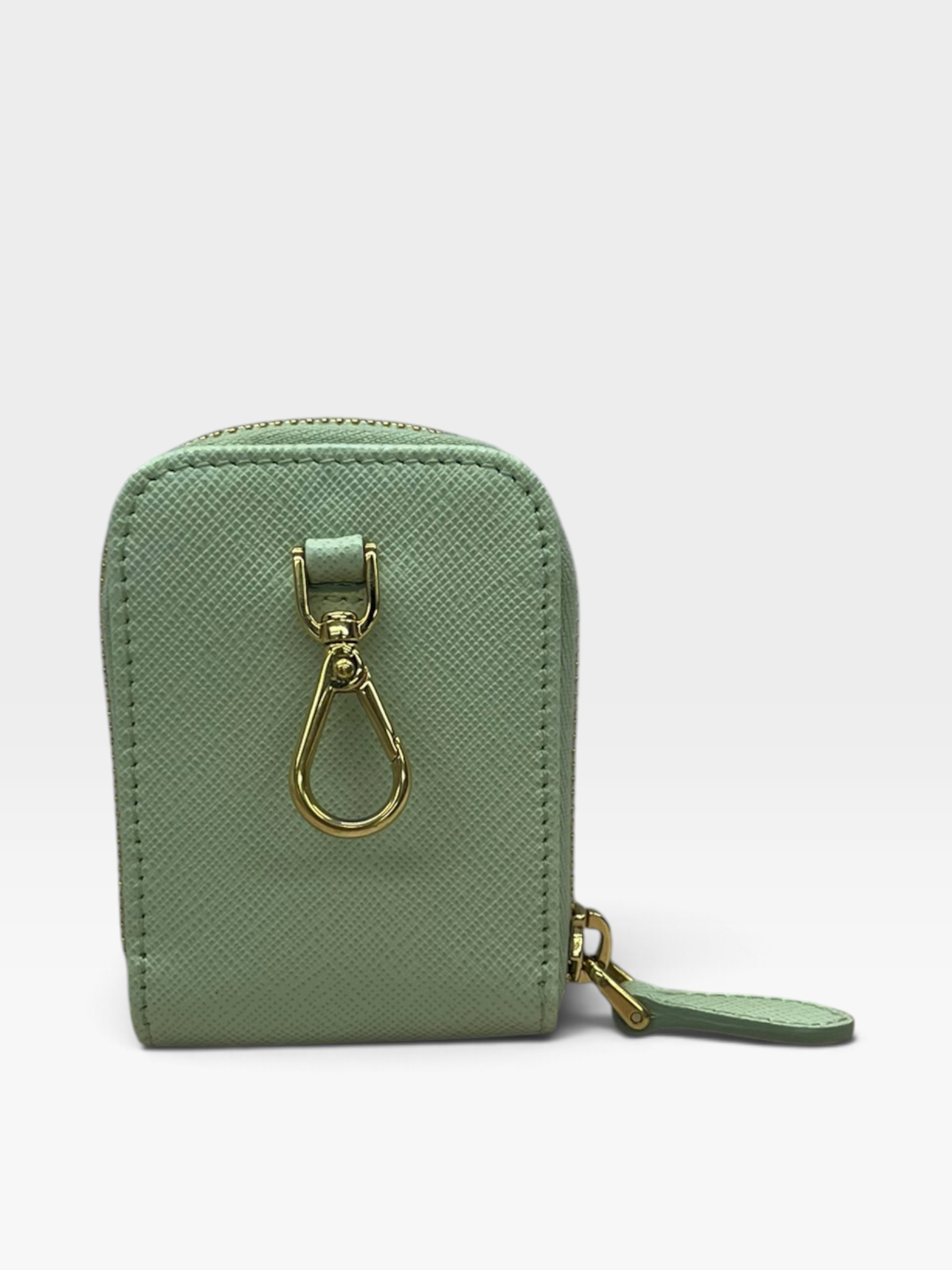 Pre-Owned Prada Saffiano Leather Re-Edition Bag / Product Code: 100105