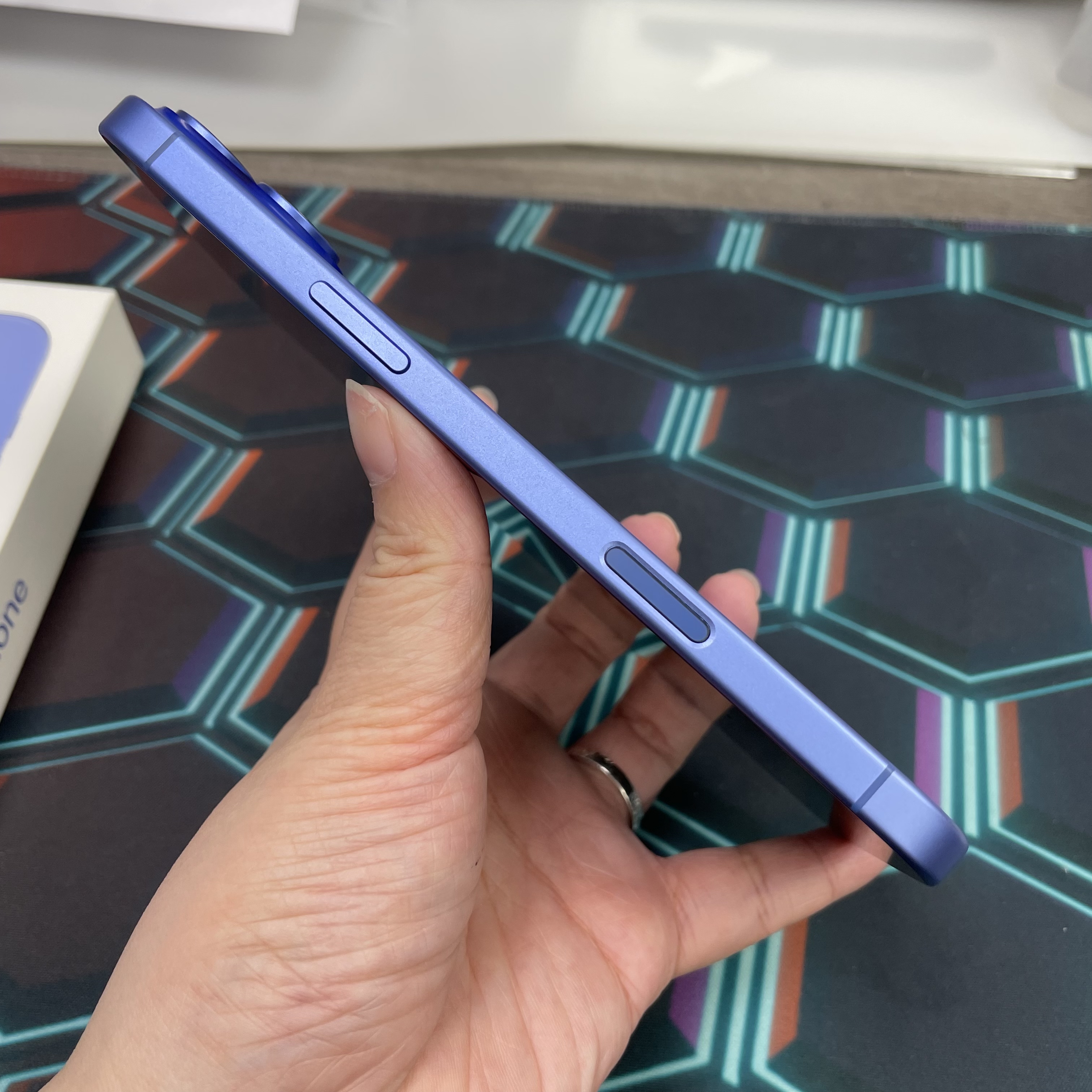 *7971 16 plus 完美機 128GB 電100 藍色 blue
