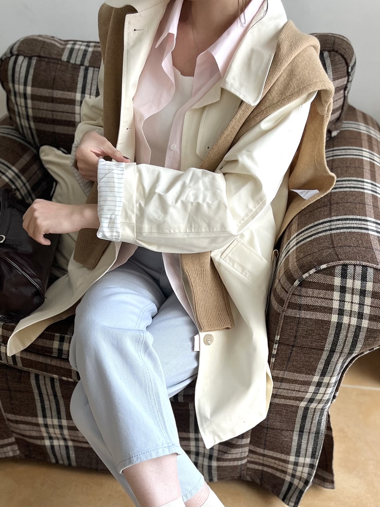 Stripe-Lined Relaxed Trench Coat (Cream)