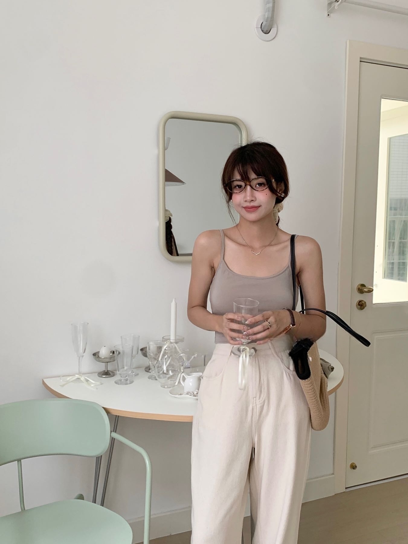 跑量福利价 Jelly Buny Everyday Padded Top (removeble) 冰凉果冻Feel自带胸垫吊带背心 (可拆卸）( 8 Colours )