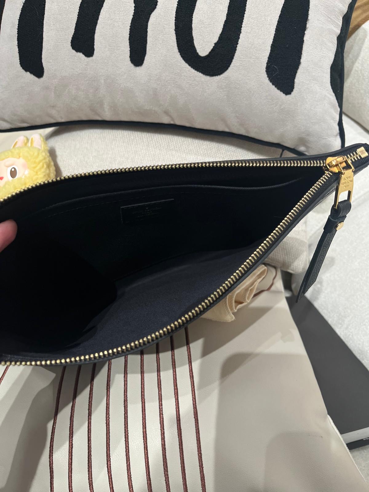 Lv Daily Pouch Monogram Empreinte Leather M62937 by Louis Vuitton 100%Authentic, unused 未使用品✅dust bag