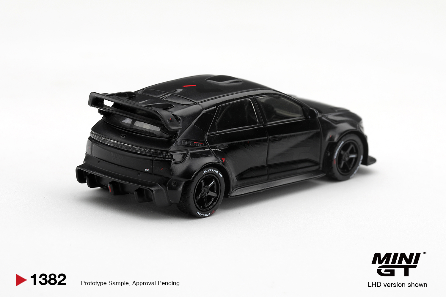 Pre Order - MINI GT ( MGT01382-L ) Hyundai Ioniq 5N RS-01T Stealth / MINIGT 預訂優惠價 Pre-Order Price: HK$89