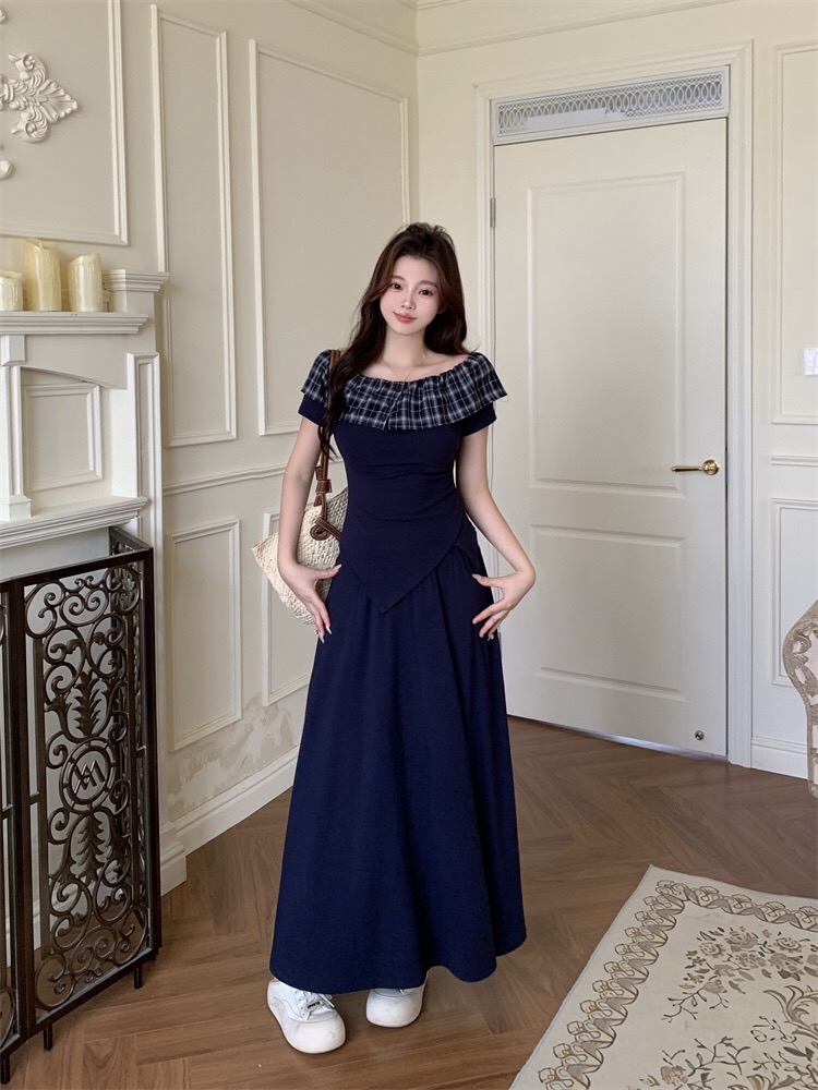 B131(18692) 法式气质格纹荷叶边一字肩斜下摆上衣与长裙蓝套装 