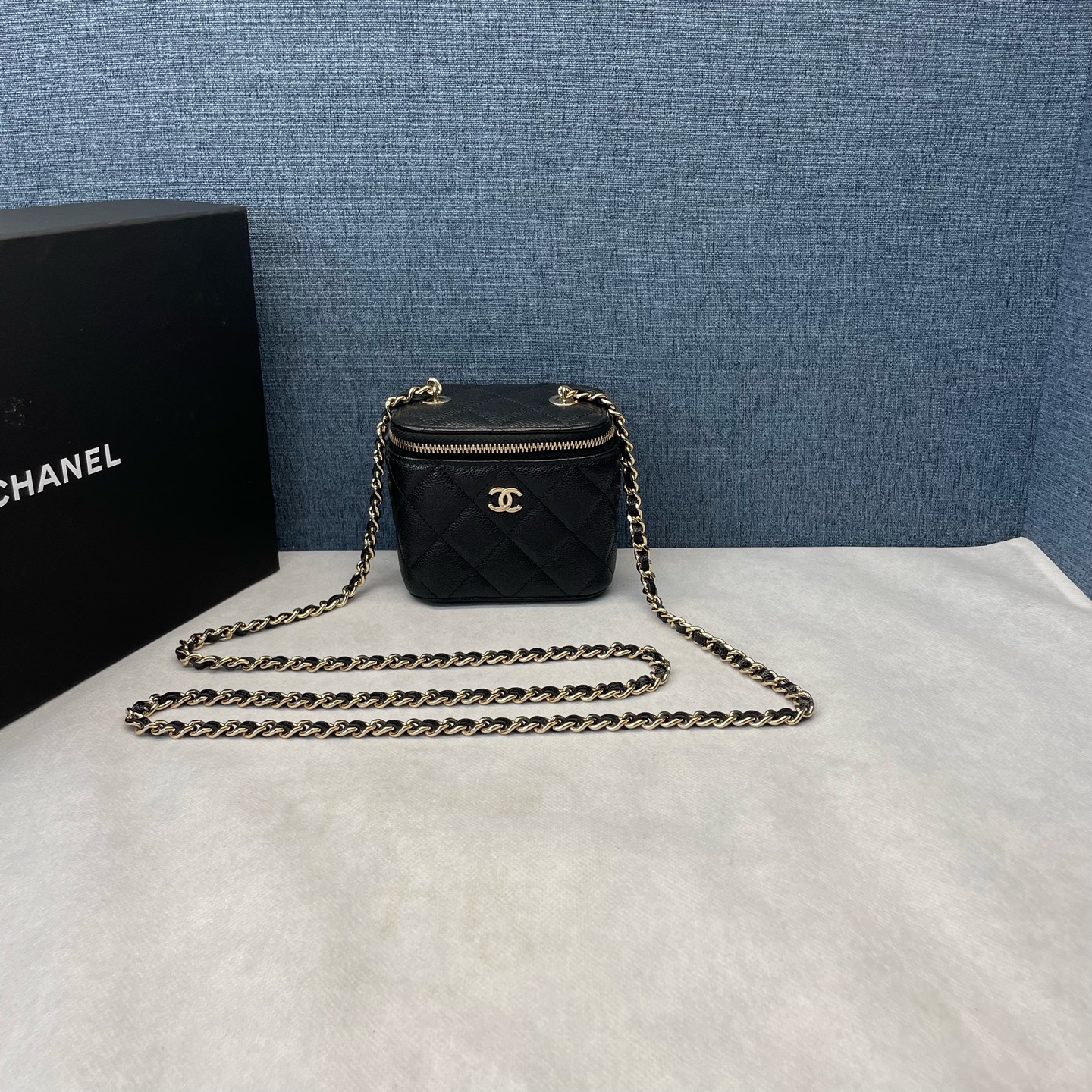 【預訂貨品】CHANEL黑金荔枝皮盒子包