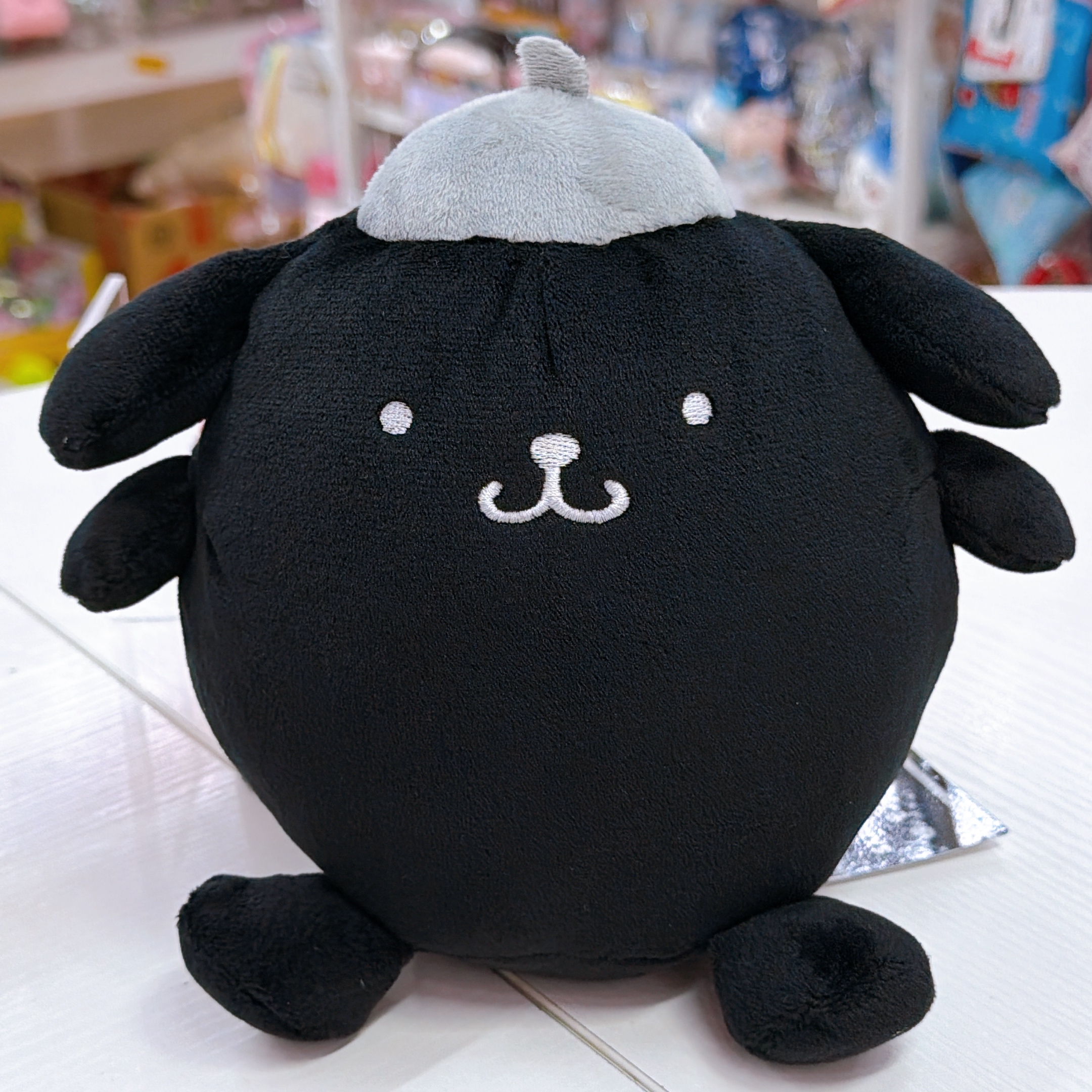 日本直送sanrio新系列全黑公仔