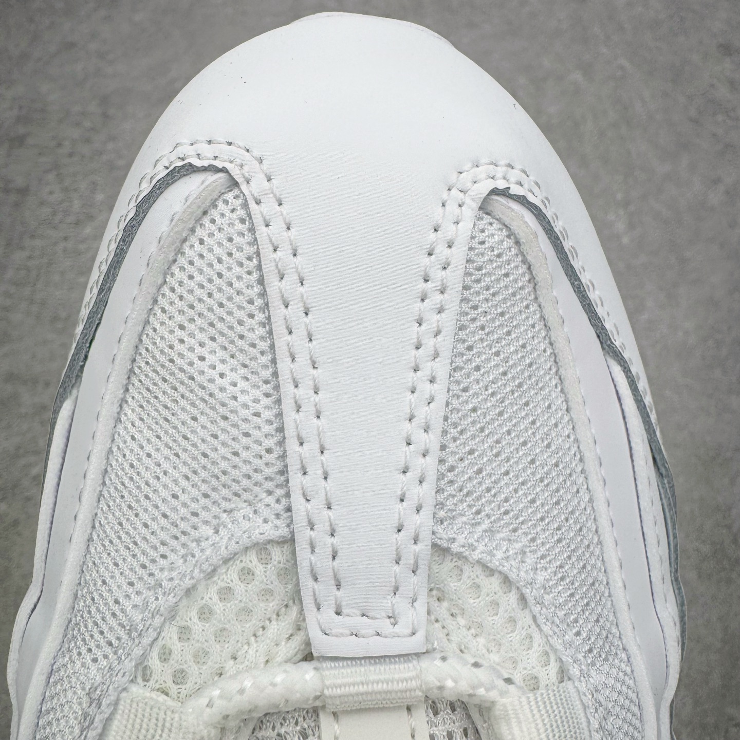 Nike Air Max 95 OG HM8755-100