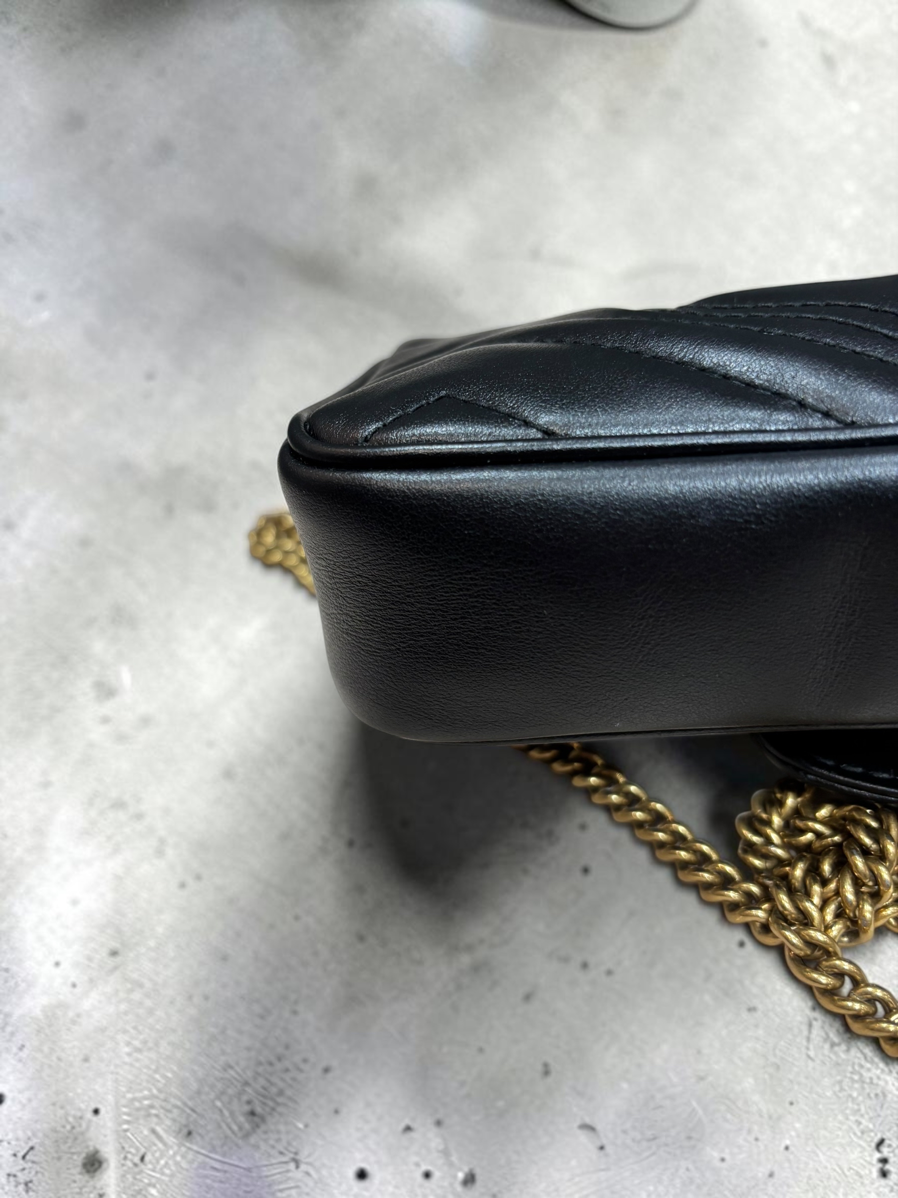 Gucci GG Marmont mini Chain Shoulder Bag 476433 Calfskin 100%Authentic,95%new✅dust bag 