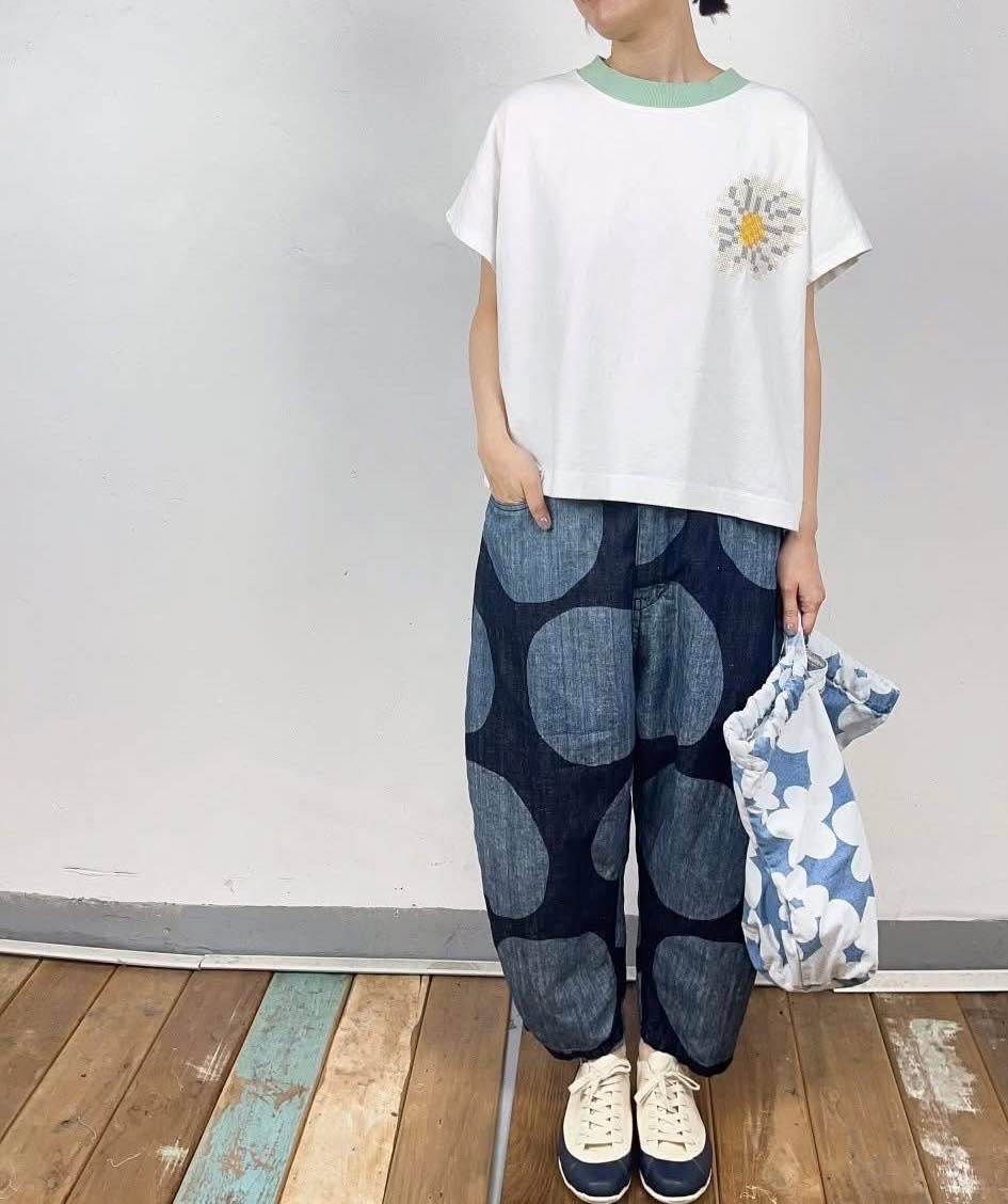 4N5刺繡花Tee