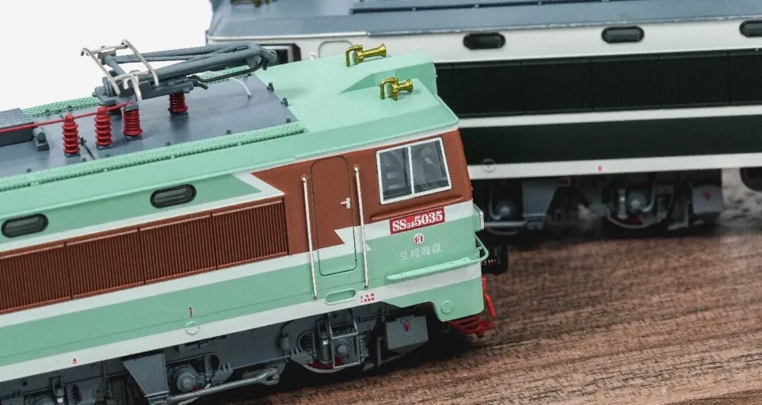 長鳴中國鐵路模型 紹山3 SS-3 N-scale 