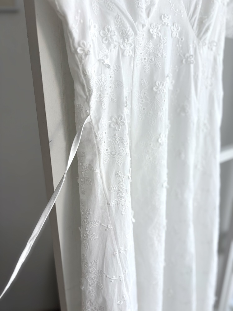 Aurelie Embroidered Dress (White)