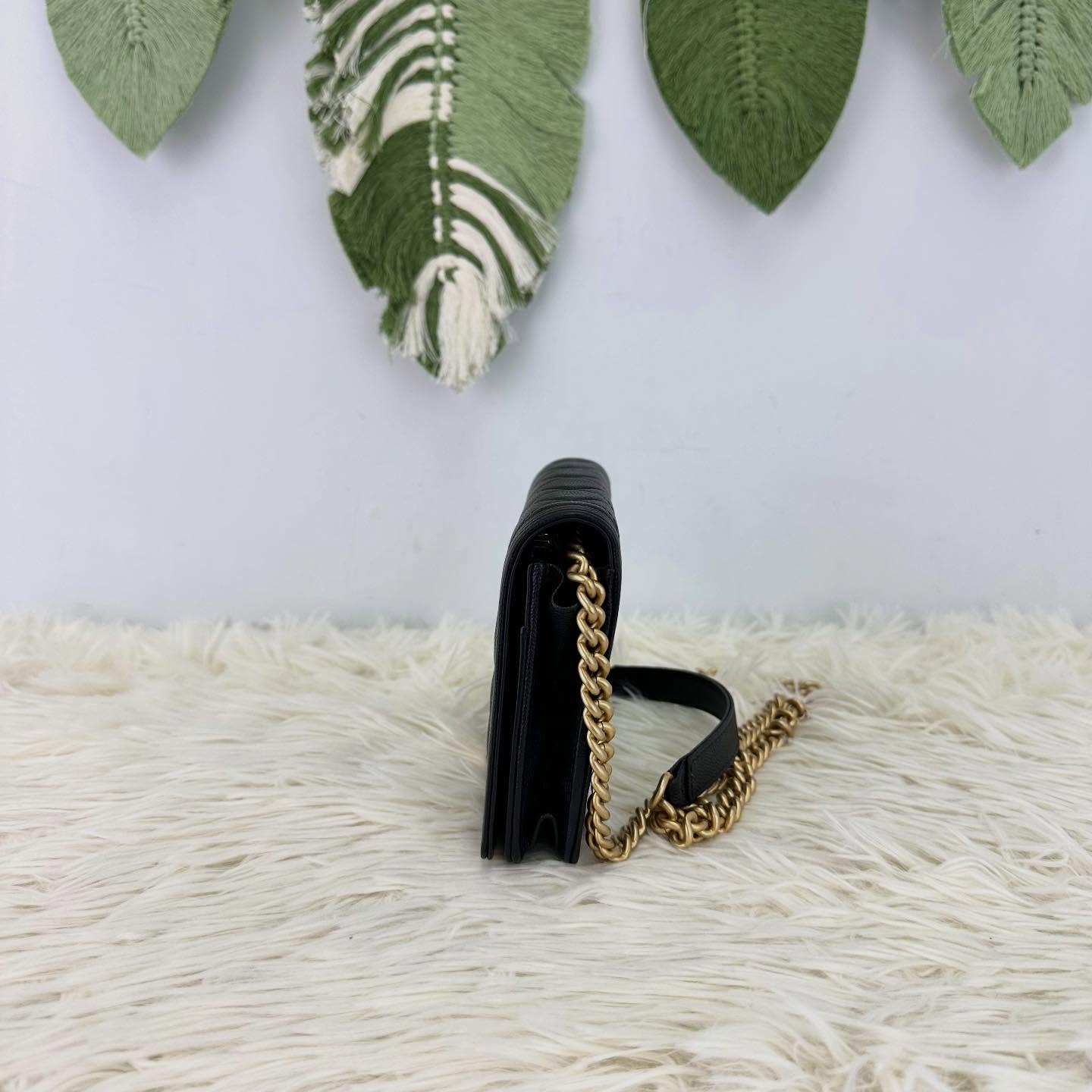 CHANEL🤍PRE OWNED LeBoy 黑金荔枝皮 WOC 晶片款 全套有盒🖤 