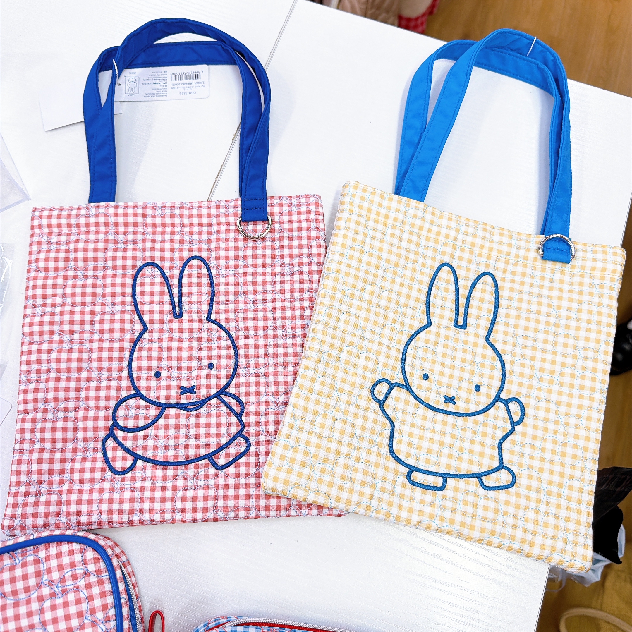 日本直送新款Miffy格仔系列多款產品手挽袋環保袋眼鏡盒散子包公仔掛飾