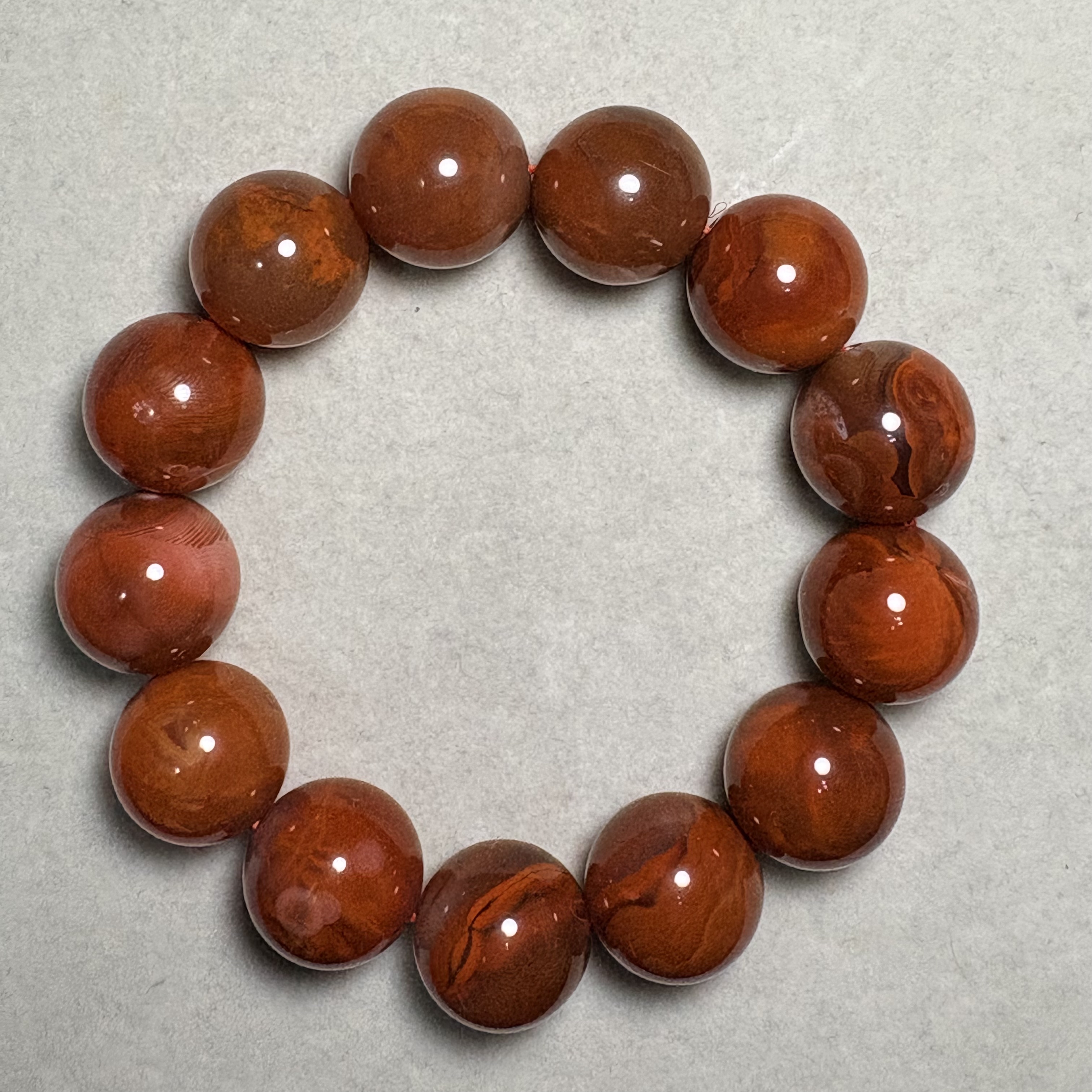 南紅瑪瑙手串 No.4013 丨規格：17mm珠16.5 cm手圈丨附送證書