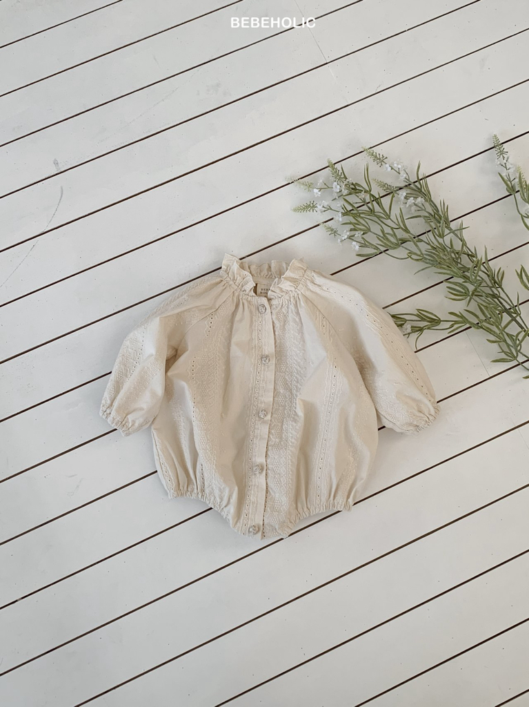 🌸預訂 韓國直送🌸🇰🇷BEBEHOLIC兩色提花刺繡花邊領長袖包屁衣