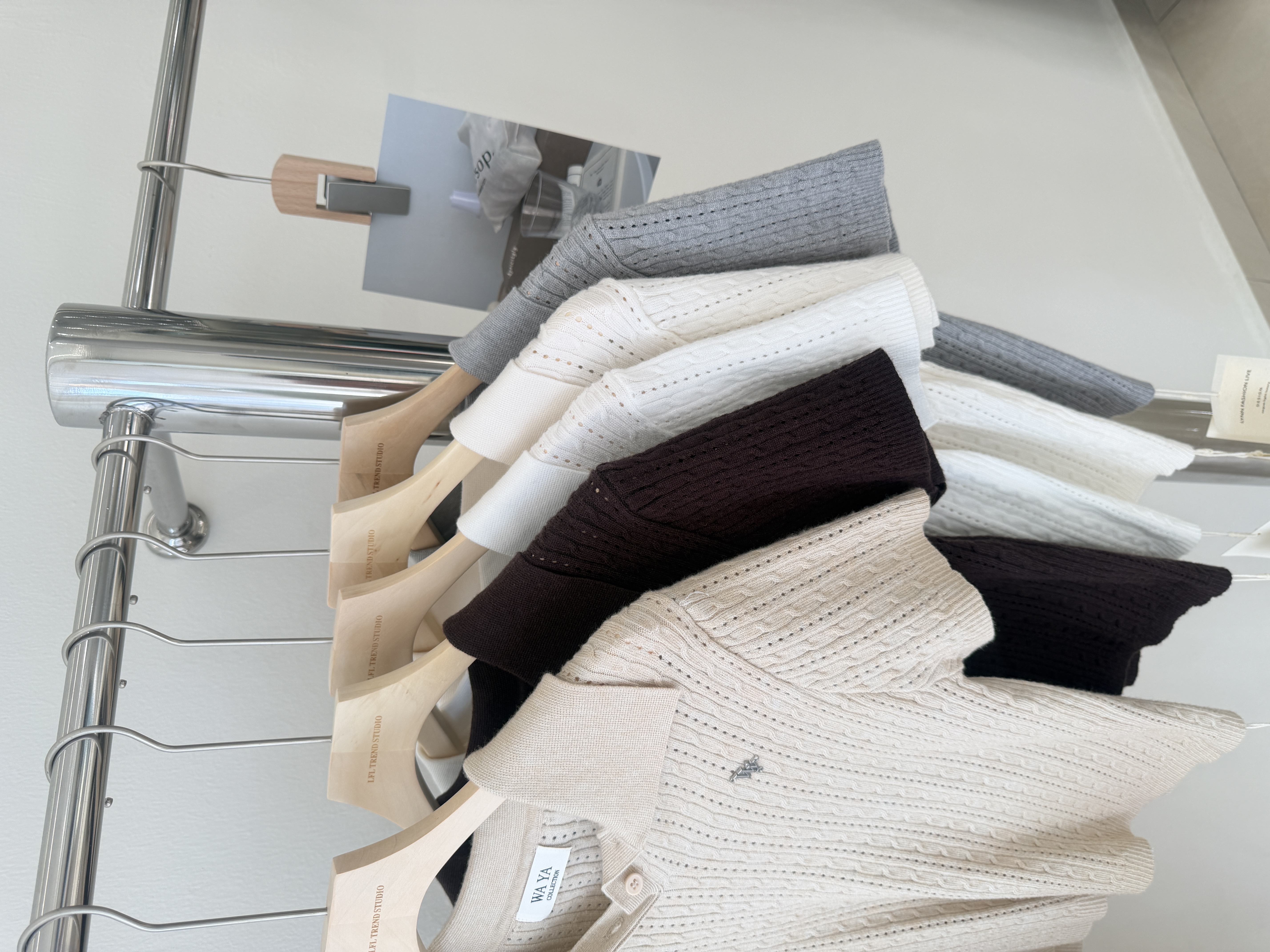 6521 韩系纹路感针织短袖