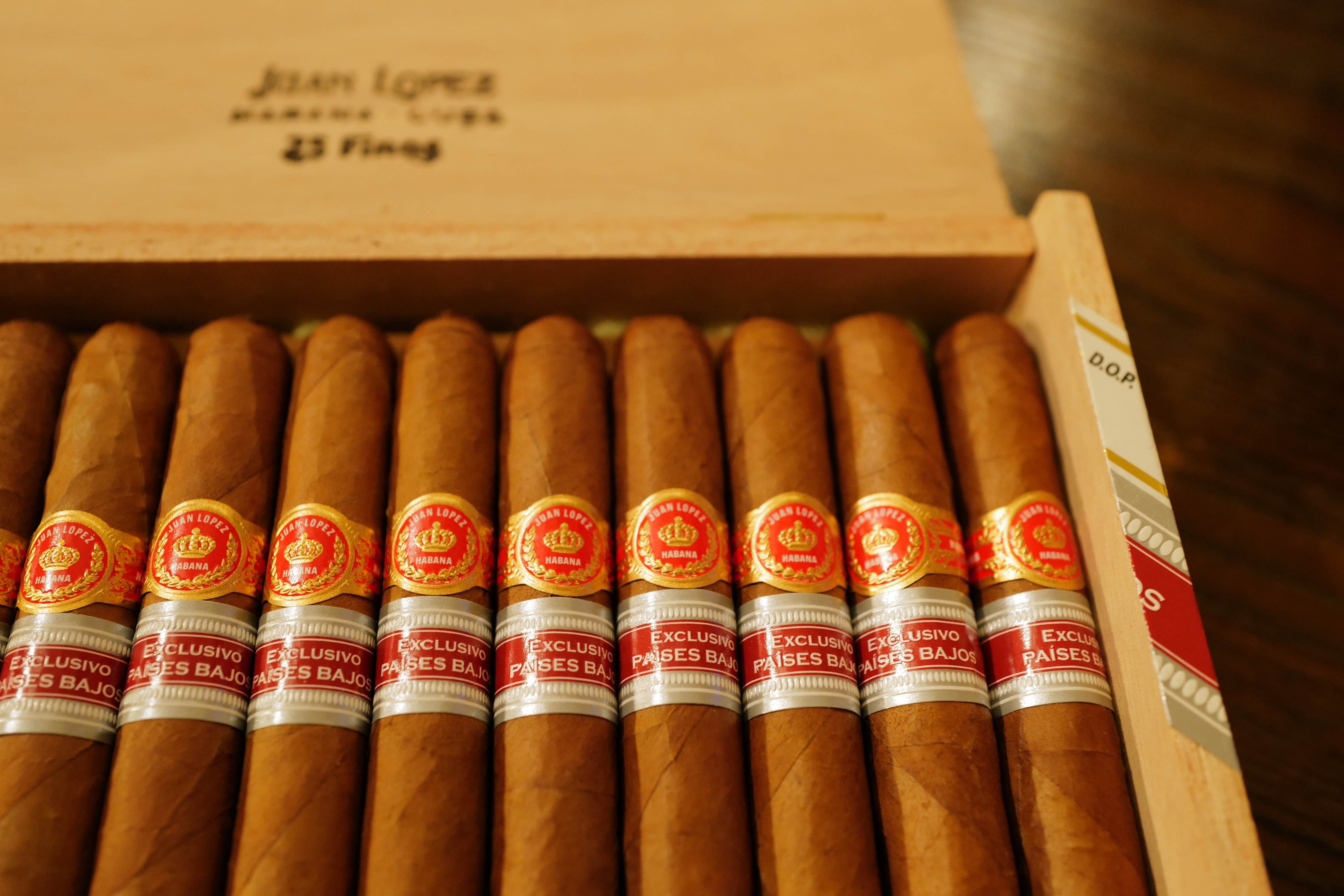 Juan López Finos Edición Regional Países Bajos (胡安 荷蘭地限)