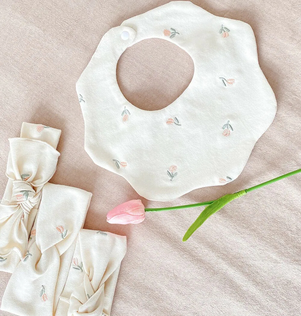 Dottodot Tulip Bib
