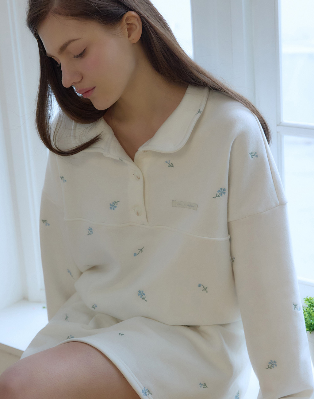 (預購 2月中發貨) Ourhope 刺繡鈕扣衛衣