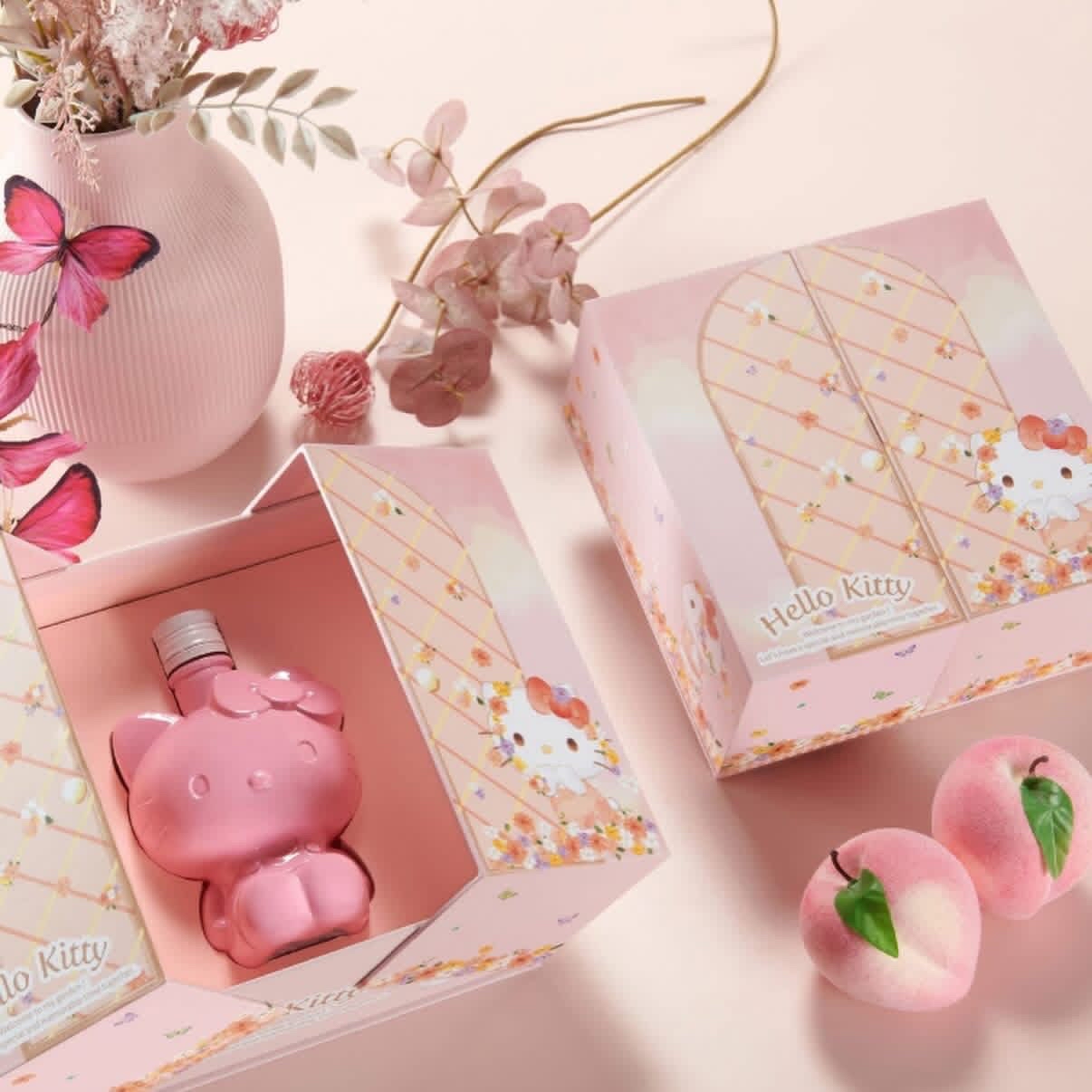 （約4月上旬到貨）🇹🇼台灣限定Hello Kitty 蜜桃美酶套裝