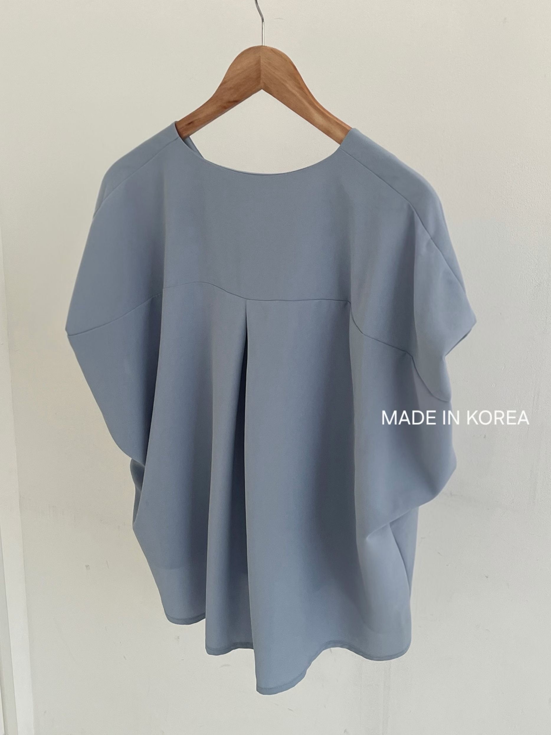 G6281 韓國🇰🇷V領淨色鬆身恤