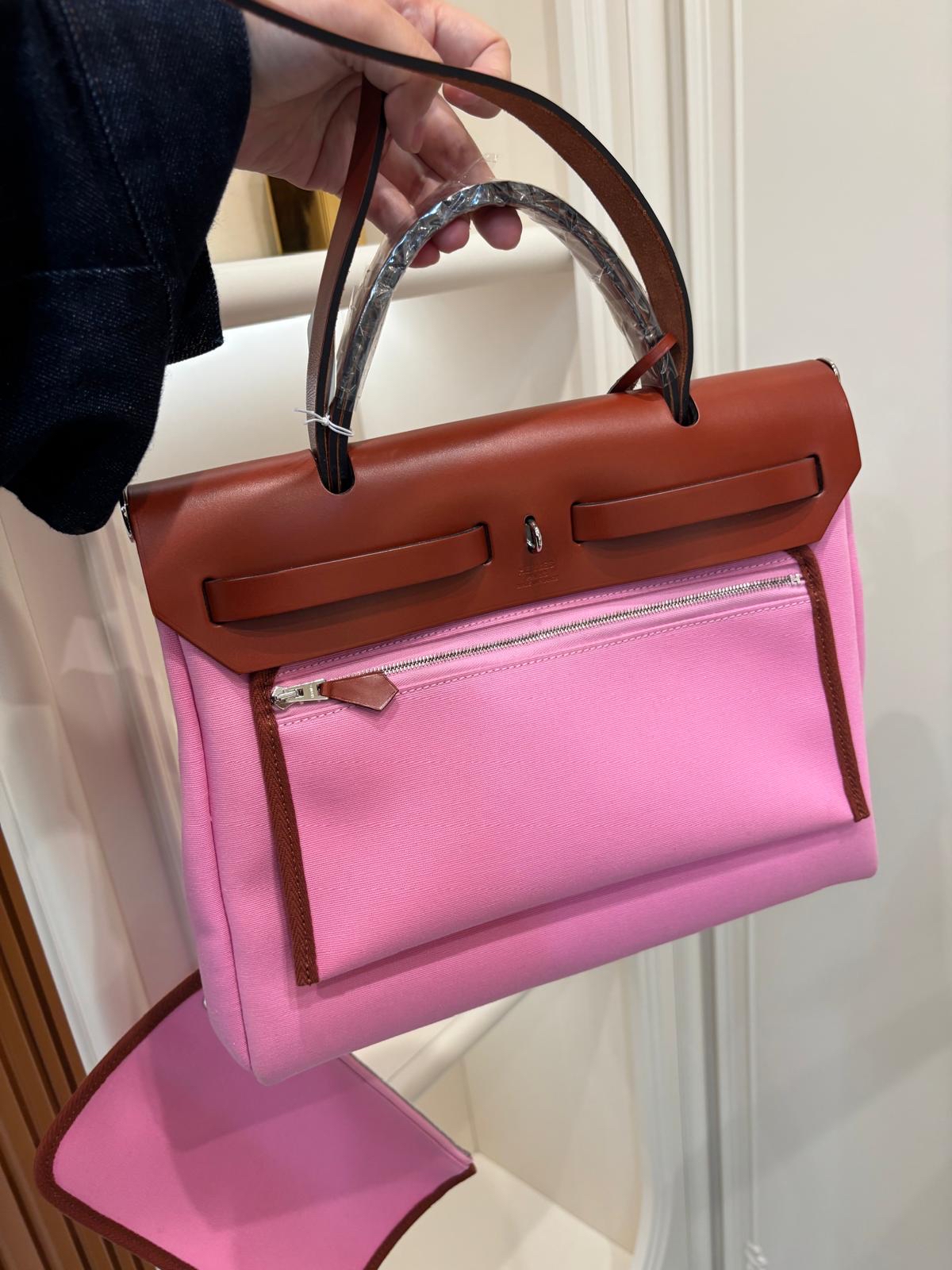 全新 Hermes HERBAG 31 ,stamp Y,8W 100%Authentic, 全新未使用品 ✅Key lock ✅dust bag ✅box