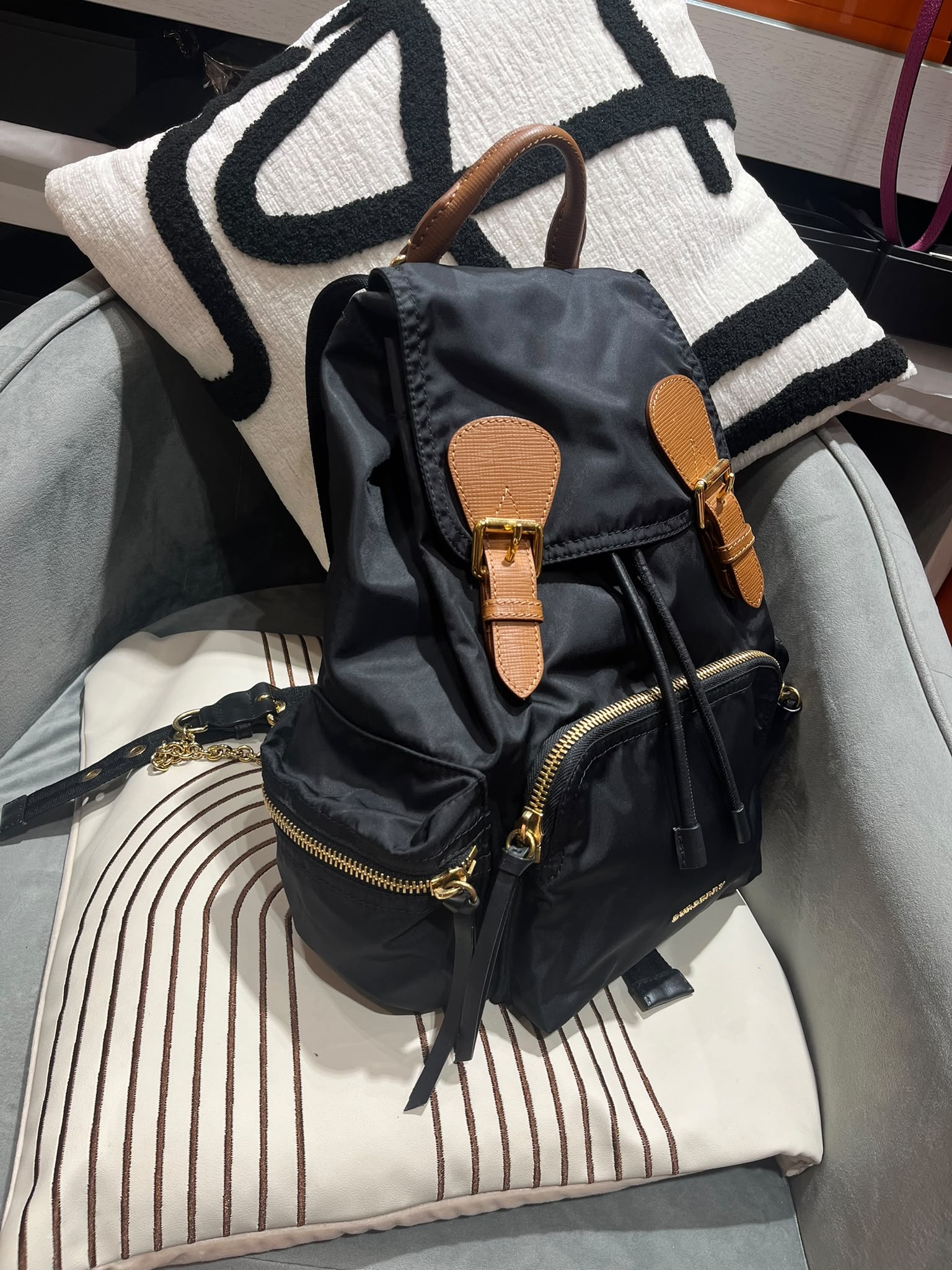 Burberry Nylon Backpack 100%Authentic, 98%New ✅Dust bag