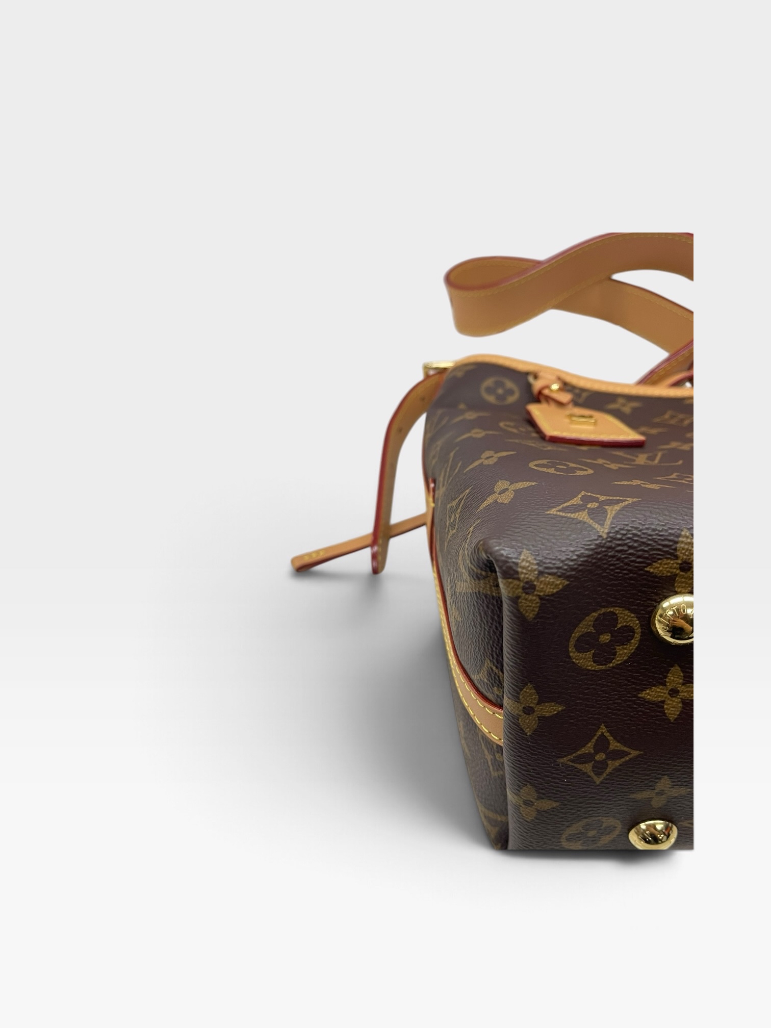 Pre-Owned LV Monogram CarryAll / Product Code: 102909